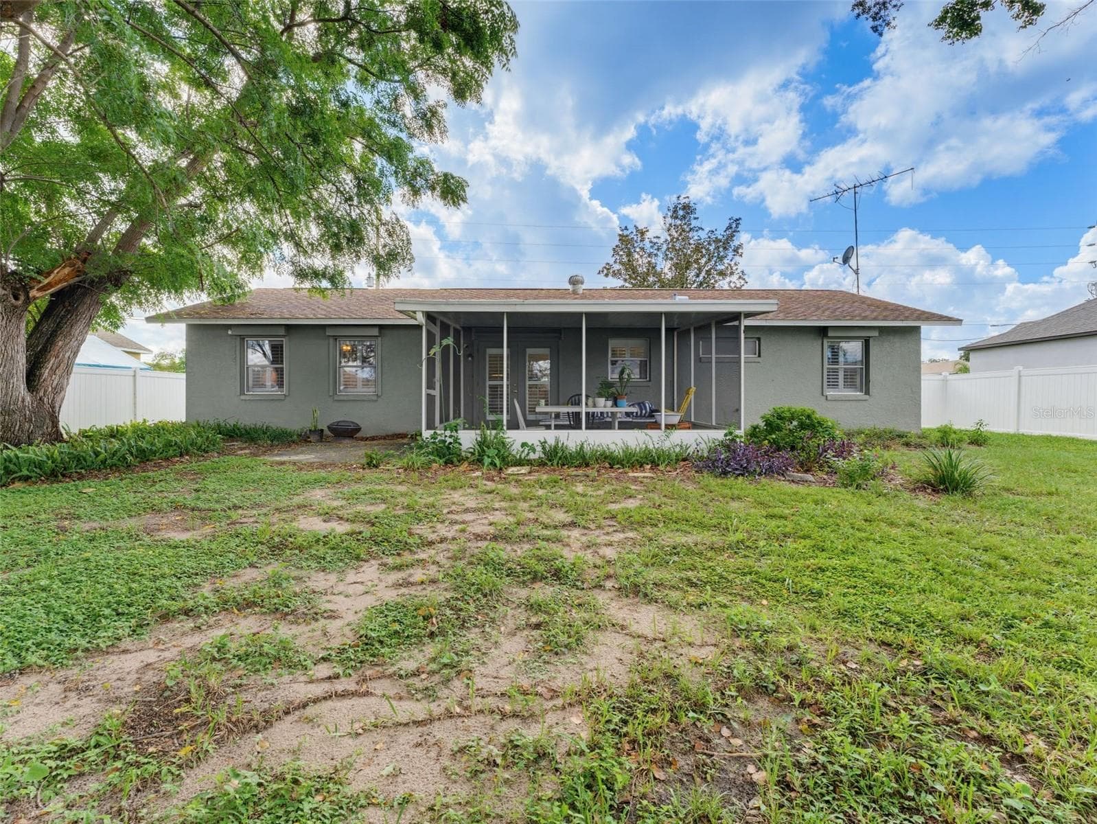 LET YOUR IMAGINATION BE YOUR GUIDE! - 11113 NORVELL RD, SPRING HILL