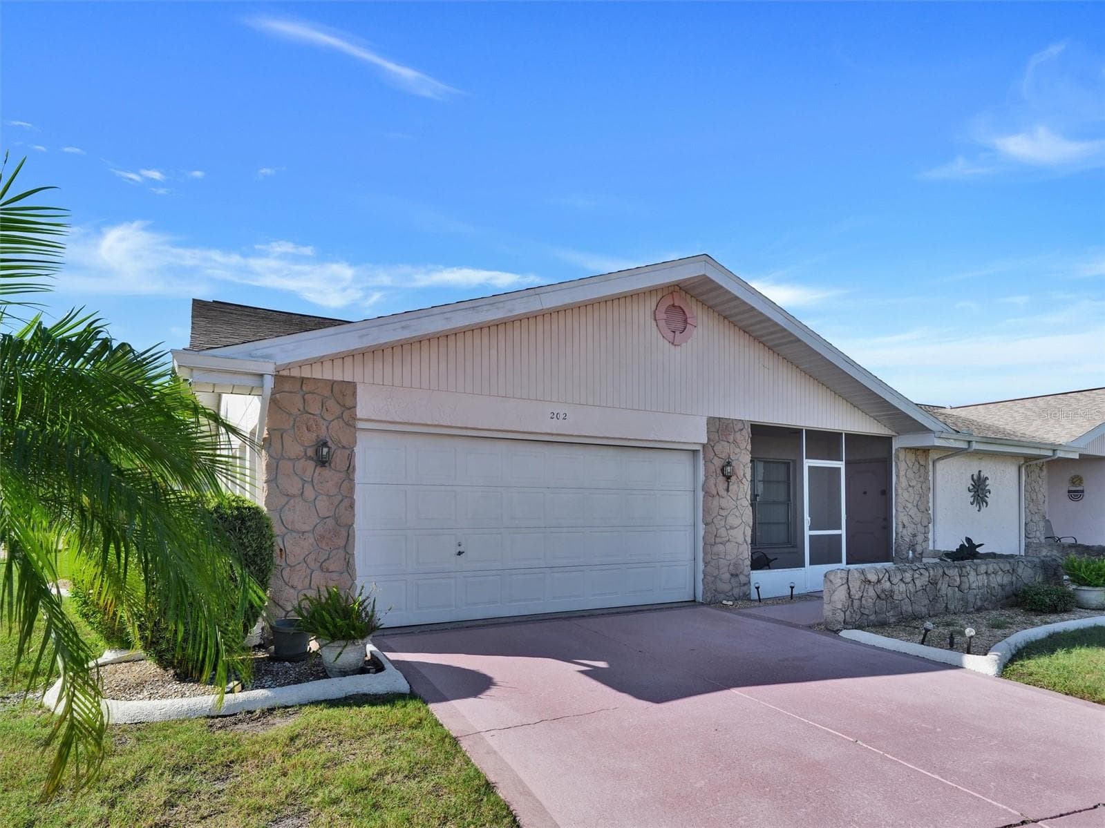 Single Family Residence at 202 CACTUSFLOWER LN, SUN CITY CENTER, photo 2 of 43