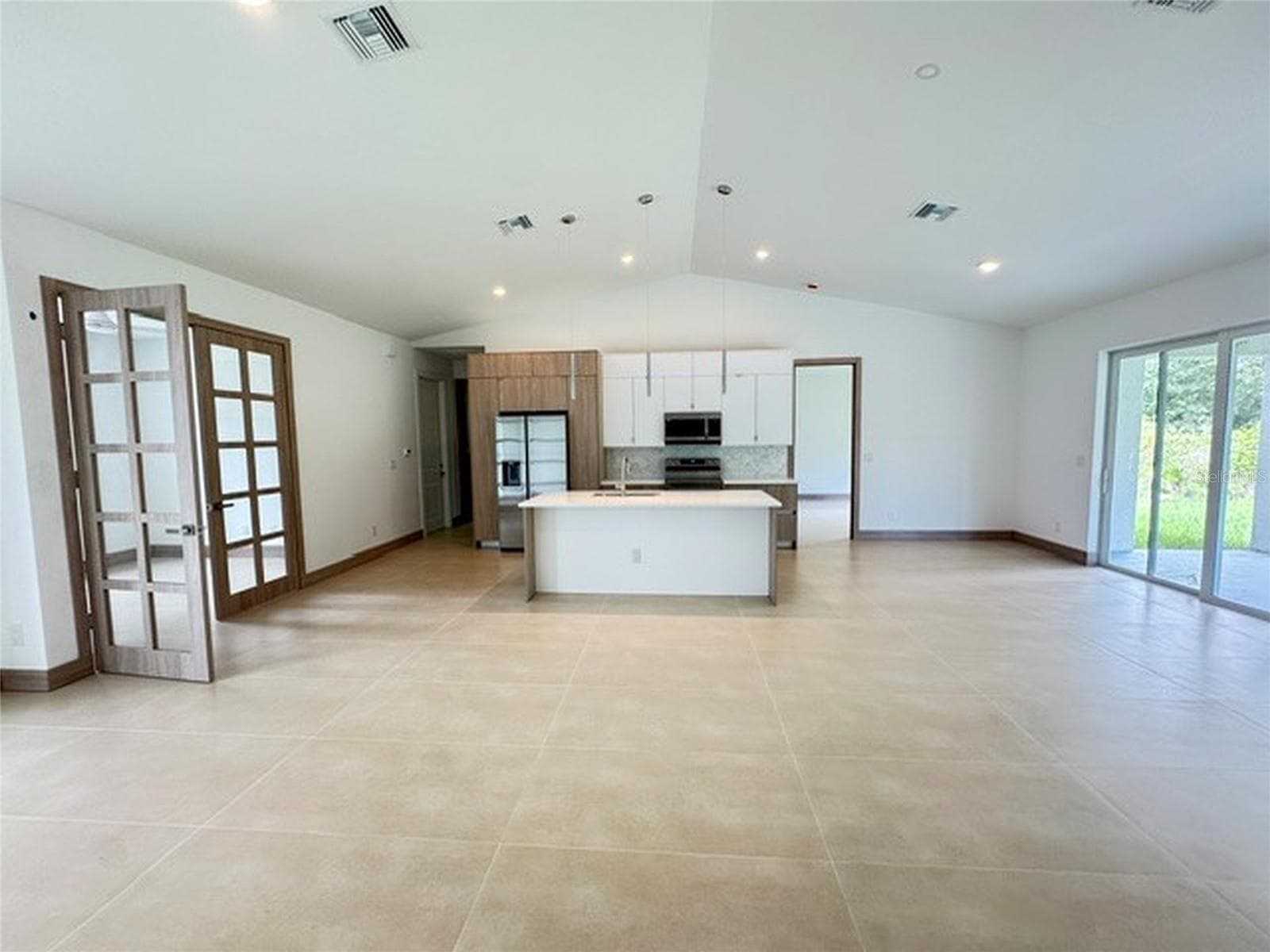Living room/Kitchen - 3259 LANGMAID AVE, NORTH PORT