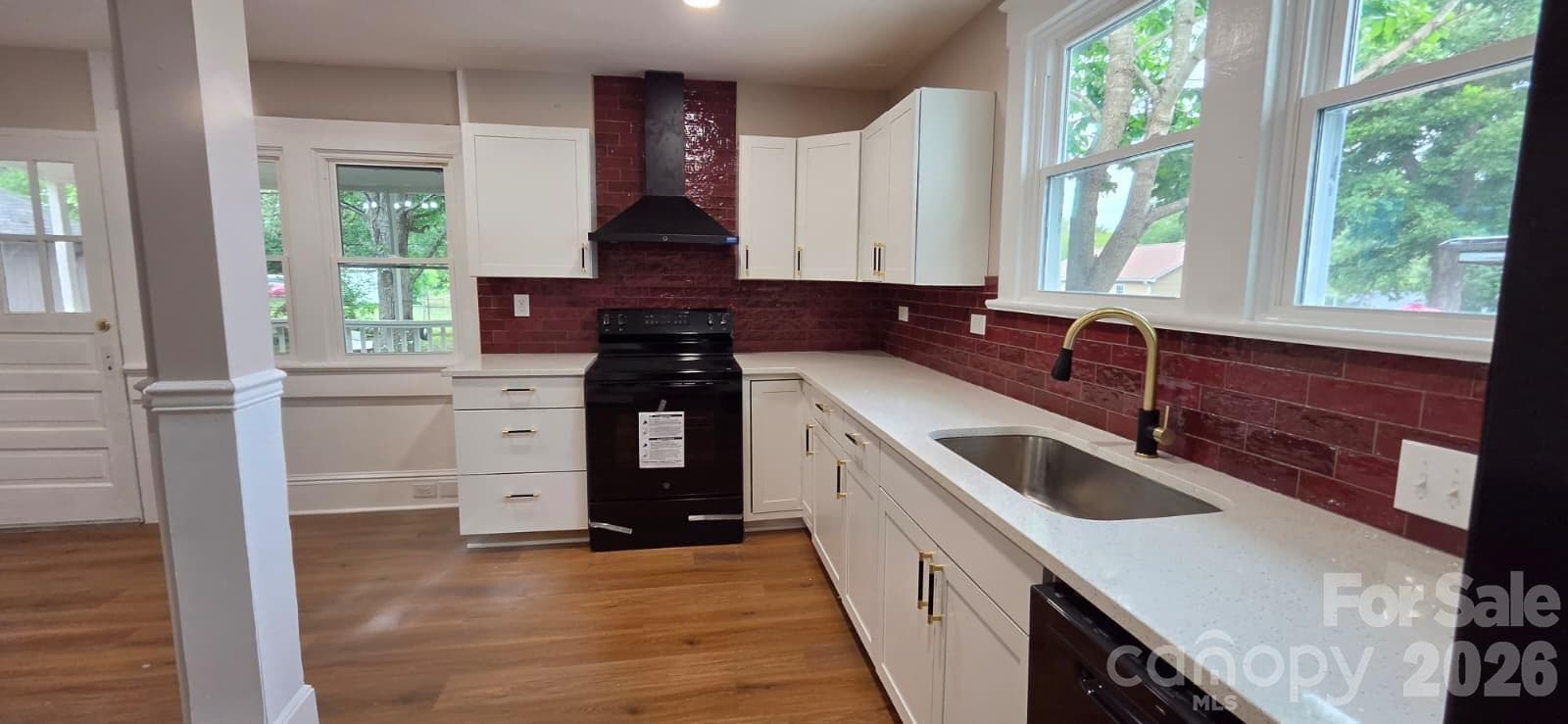 Single Family Residence at 509 5th Street, Spencer, photo 3 of 31