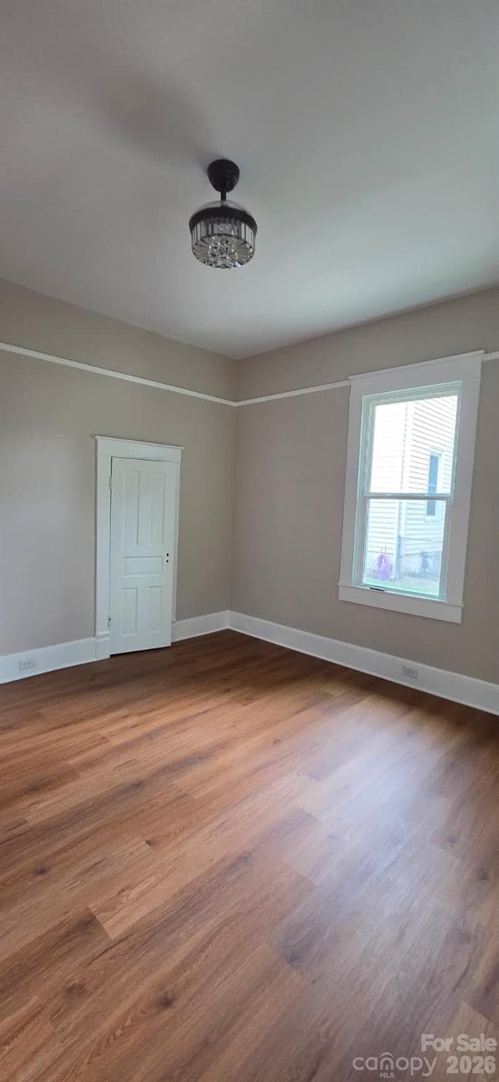 Single Family Residence at 509 5th Street, Spencer, photo 7 of 31