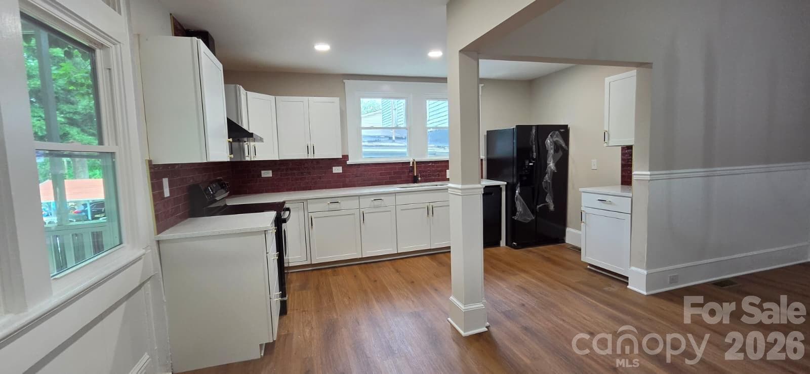 Single Family Residence at 509 5th Street, Spencer, photo 11 of 31