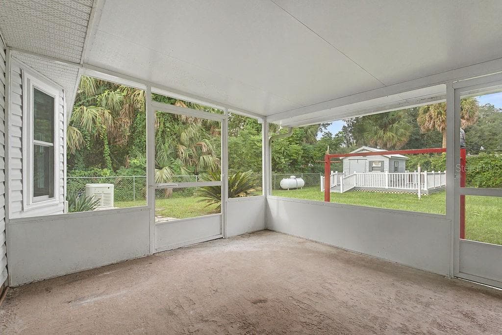 Screeded Patio - 2392 SE 175TH TERRACE RD, SILVER SPRINGS