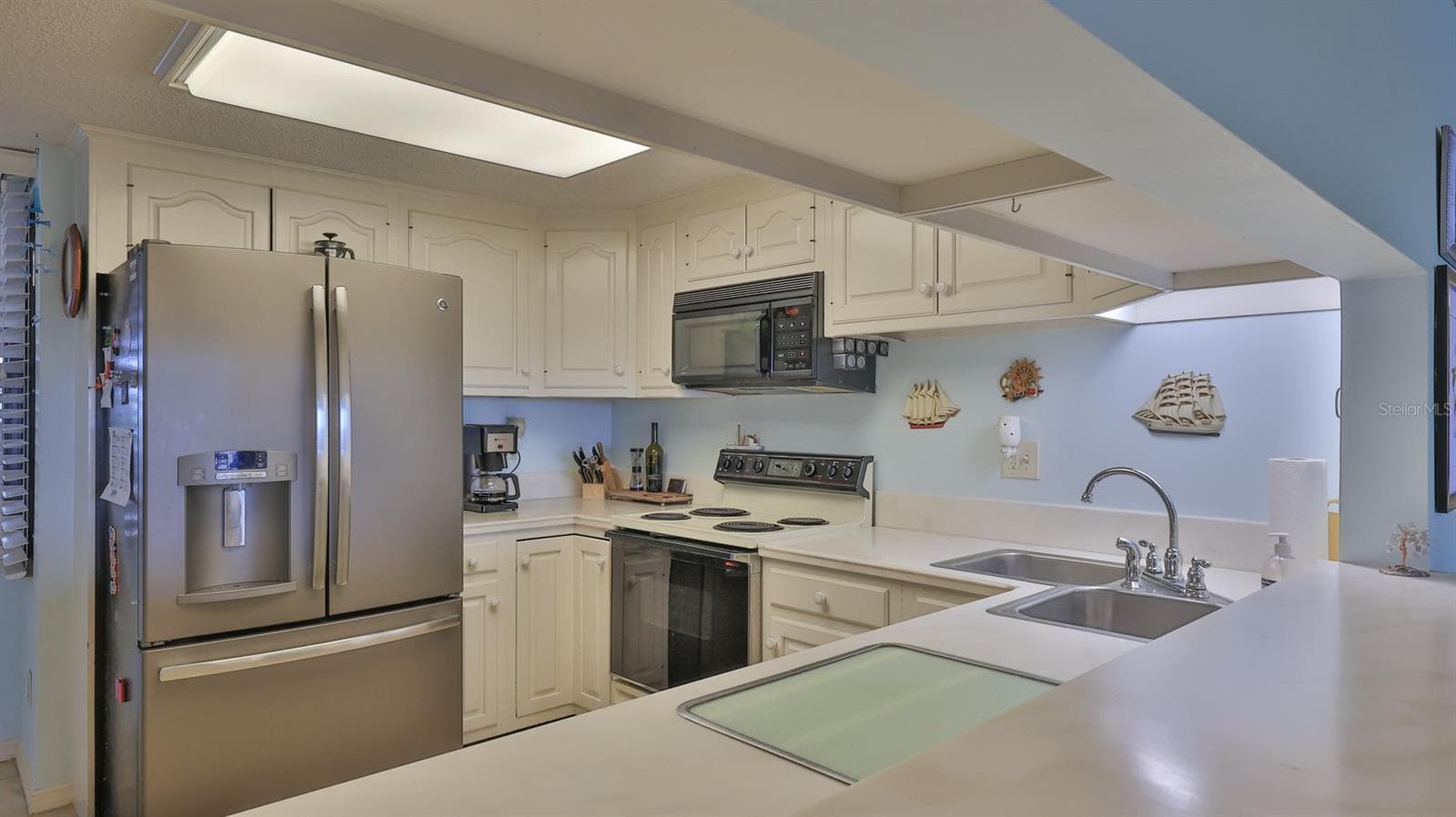 Condominium at 614 MARINA POINT DR #614, DAYTONA BEACH, photo 14 of 50