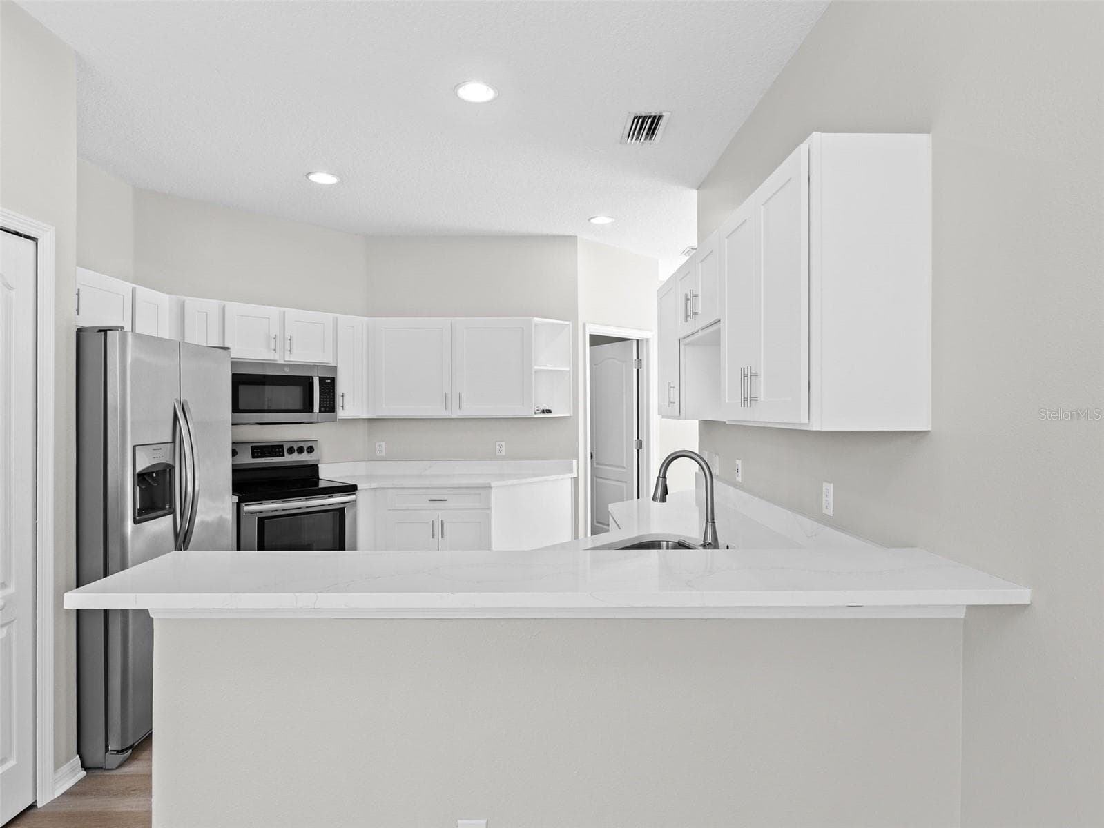 Kitchen - 17912 HAVENVIEW LN, LUTZ