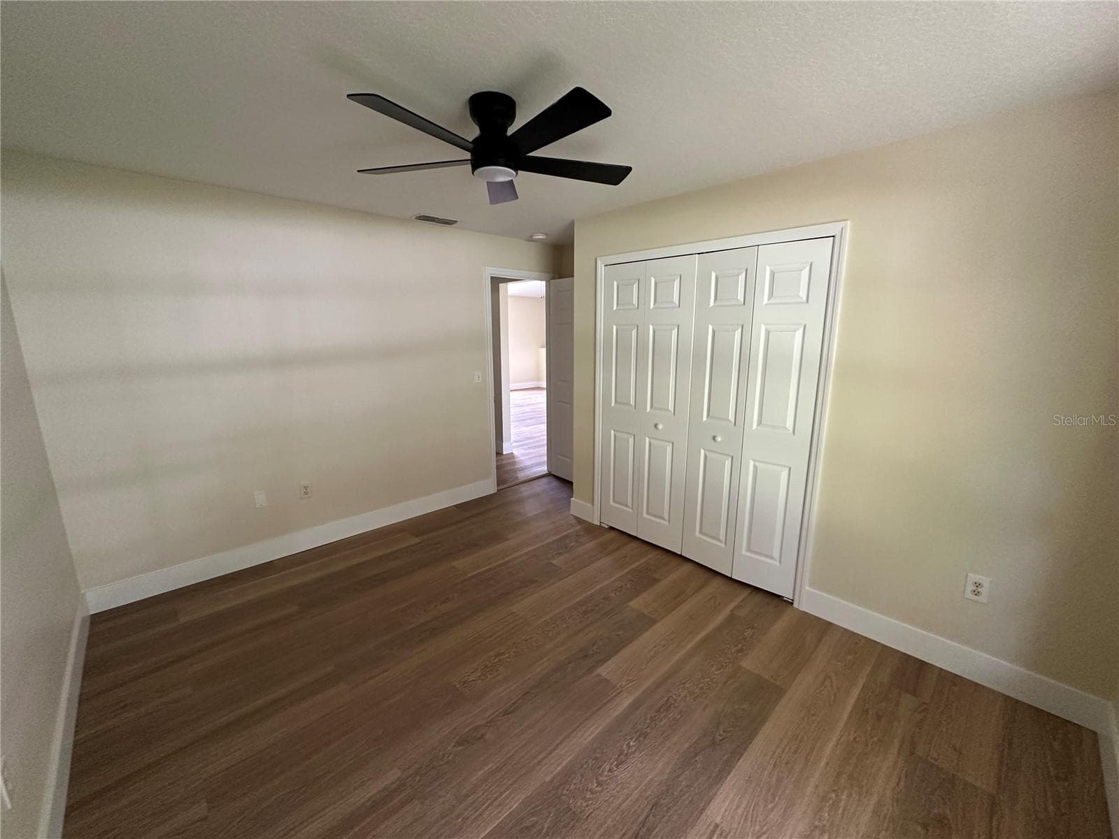 Bedroom 1 - 10 SUNNYSIDE DR, CLERMONT