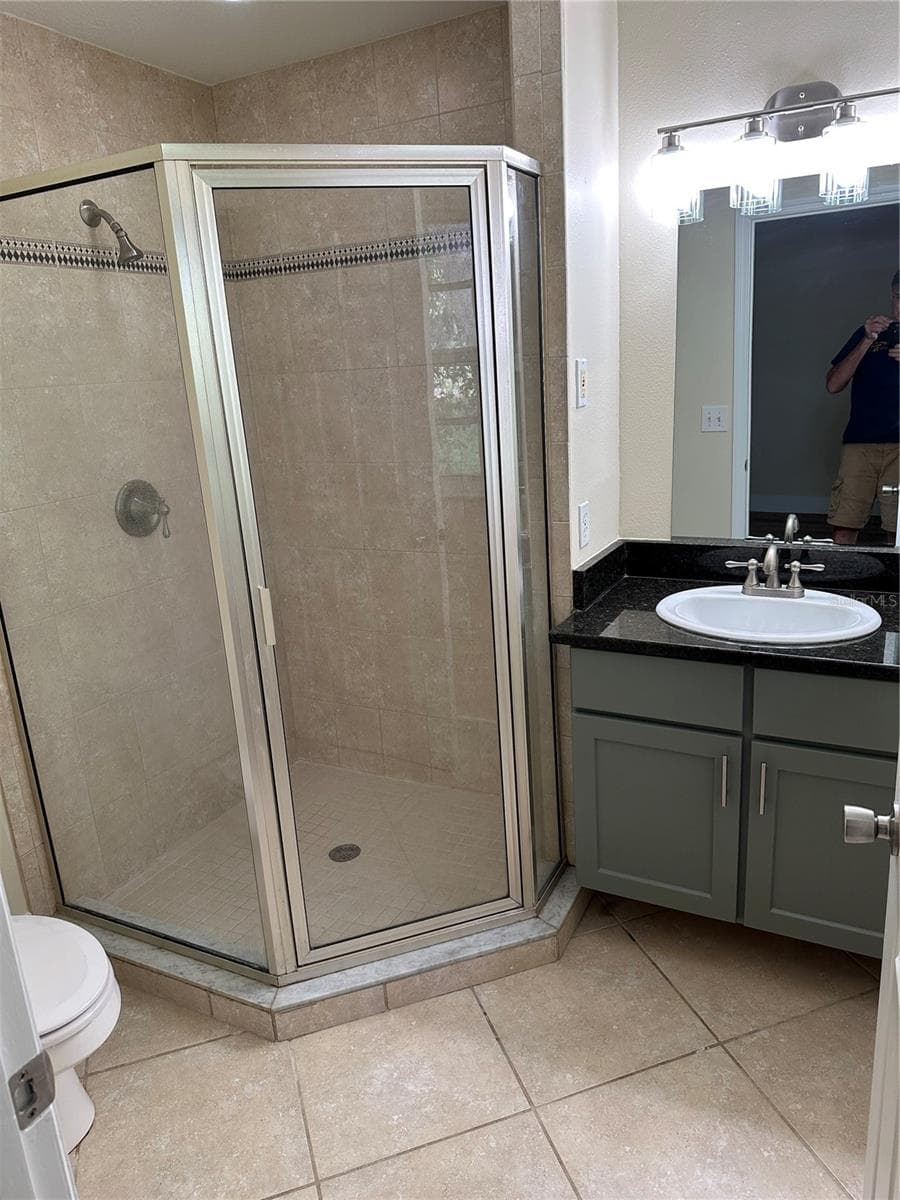 Master Bath - 10 SUNNYSIDE DR, CLERMONT