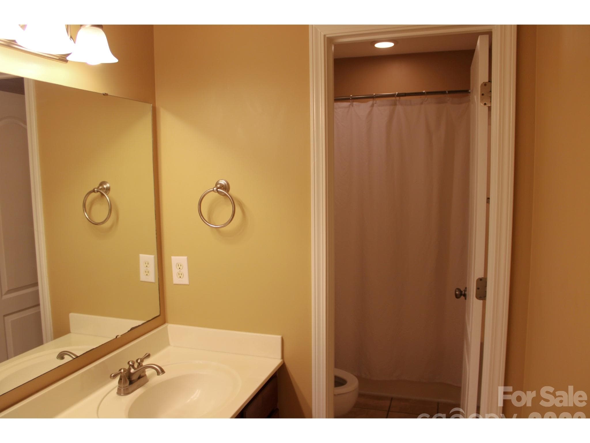 Single Family Residence at 1058 N Lilac Lane, Salisbury, photo 31 of 48