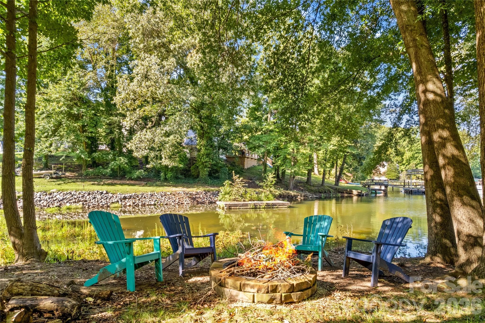 Lake side fire pit. - 150 Shady Cove Drive, Troutman