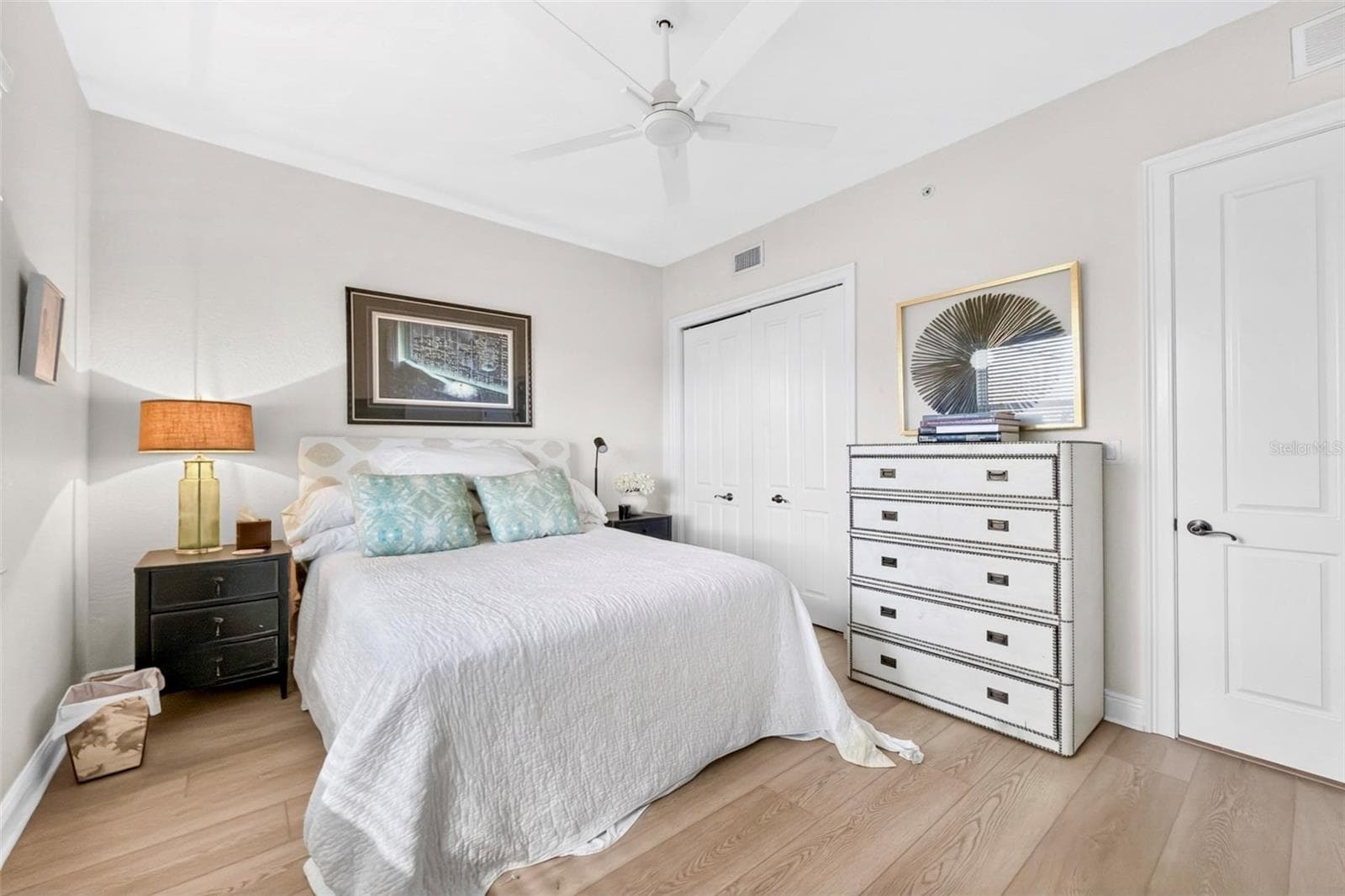 Welcoming guest bedroom - 95 N MARION CT #135, PUNTA GORDA