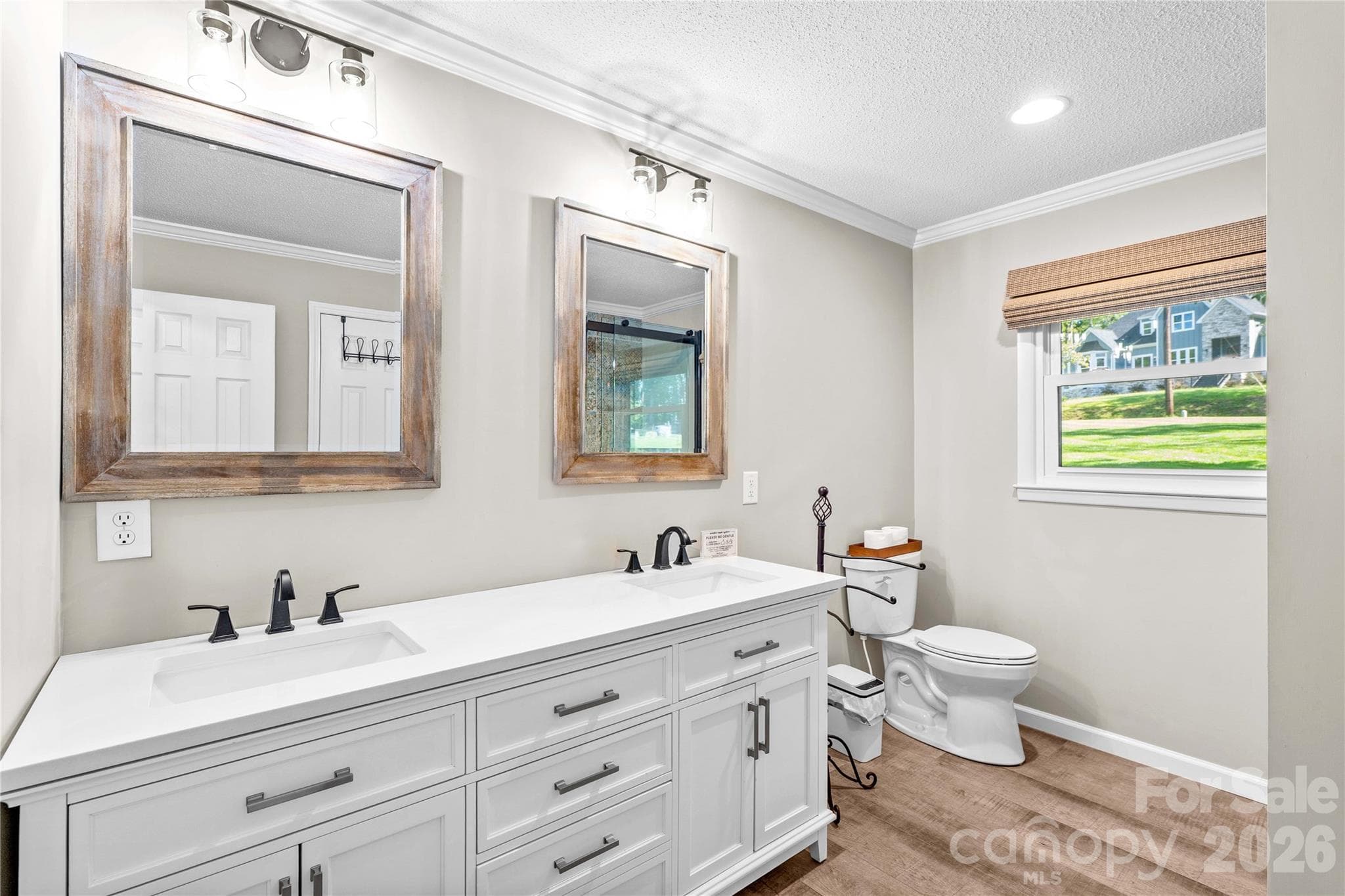 Main floor bathroom - 150 Shady Cove Drive, Troutman
