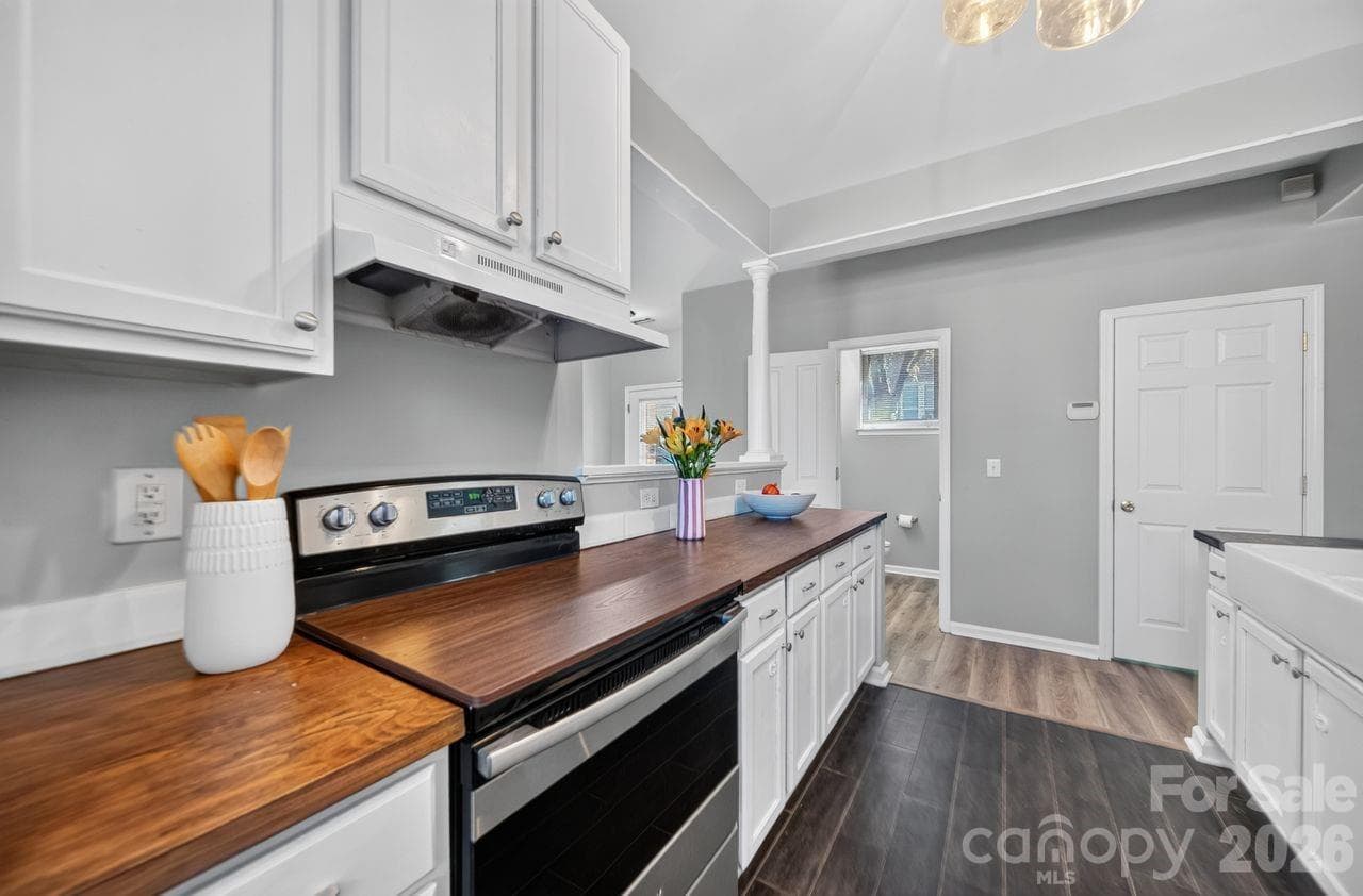Townhouse at 601 N Davidson Street, Charlotte, photo 9 of 36