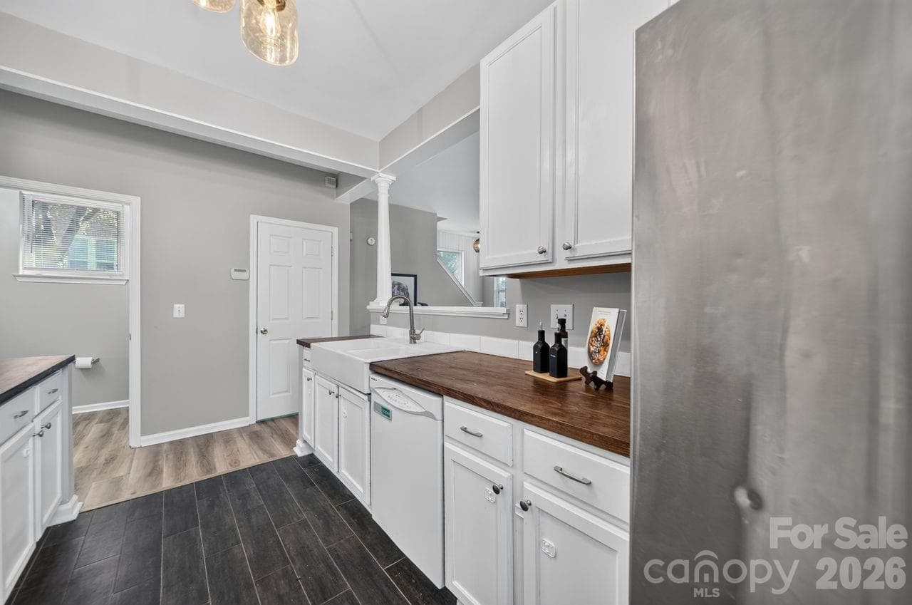 Townhouse at 601 N Davidson Street, Charlotte, photo 11 of 36