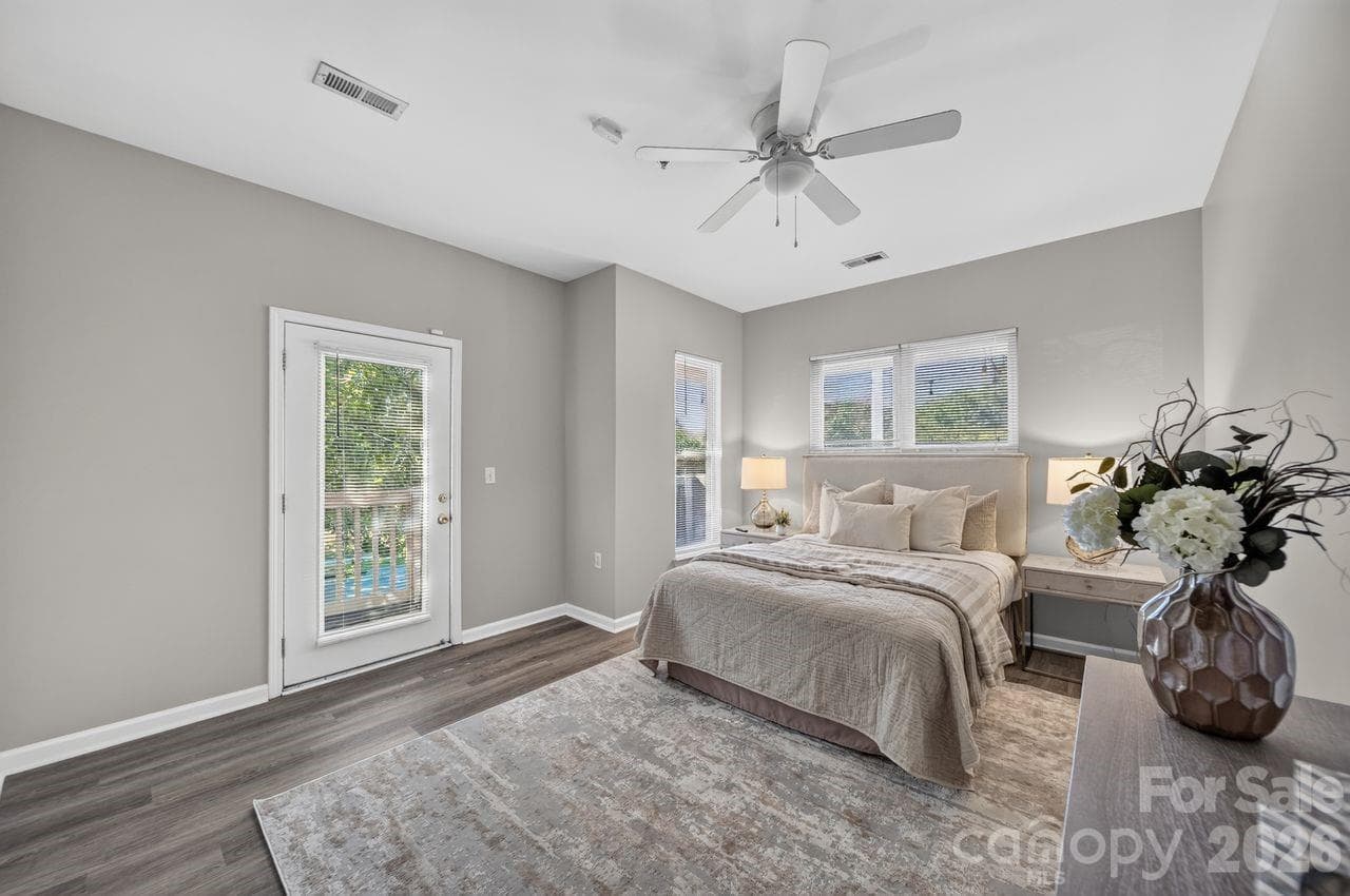 Townhouse at 601 N Davidson Street, Charlotte, photo 20 of 36