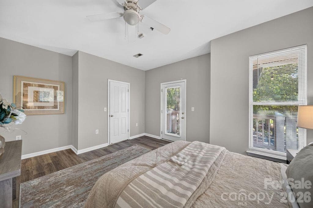 Townhouse at 601 N Davidson Street, Charlotte, photo 22 of 36