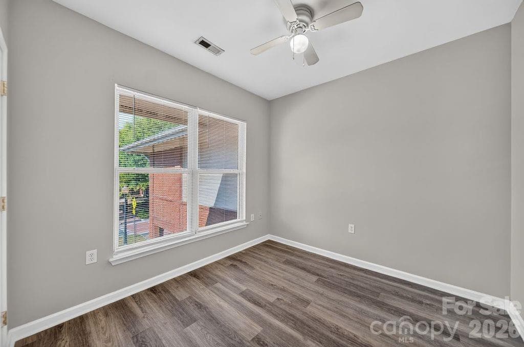 Townhouse at 601 N Davidson Street, Charlotte, photo 26 of 36