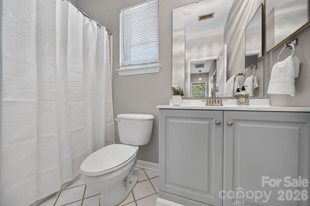 Townhouse at 601 N Davidson Street, Charlotte, photo 27 of 36