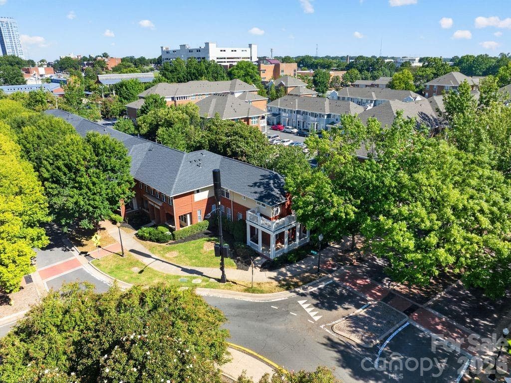 Townhouse at 601 N Davidson Street, Charlotte, photo 32 of 36
