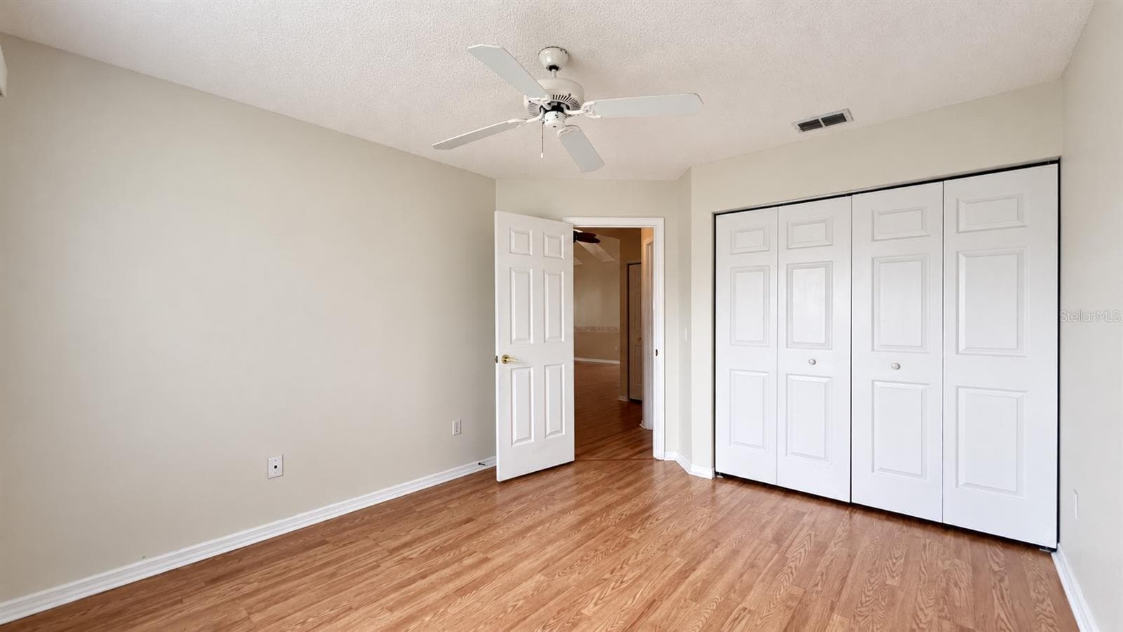 2 of 3 total bedrooms unstaged. - 6501 SW 84TH PLACE RD, OCALA