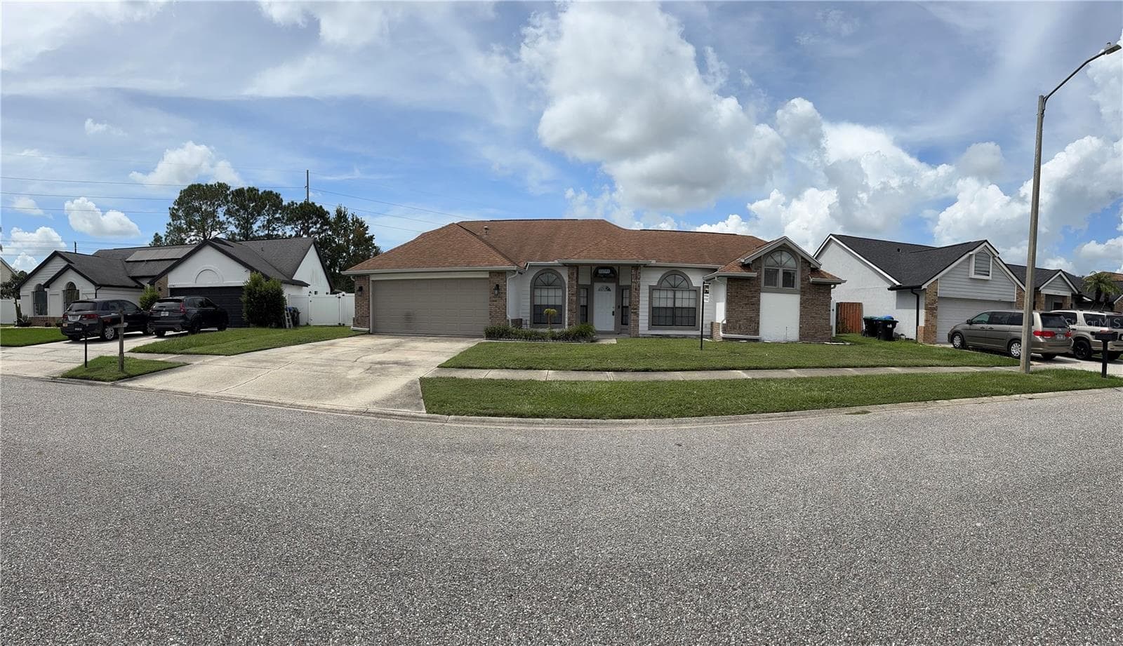 Single Family Residence at 12745 NEWFIELD DR S, ORLANDO, photo 3 of 30