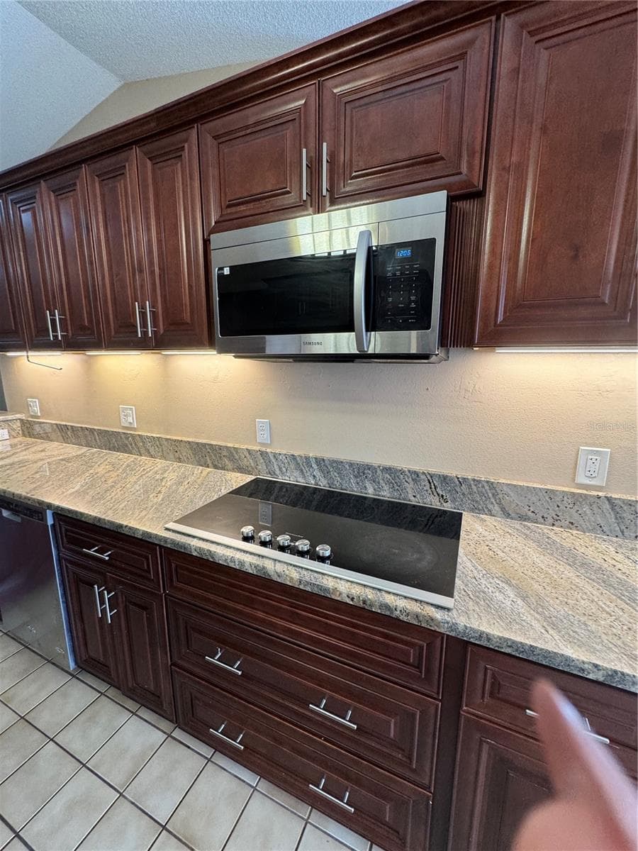 Single Family Residence at 12745 NEWFIELD DR S, ORLANDO, photo 15 of 30
