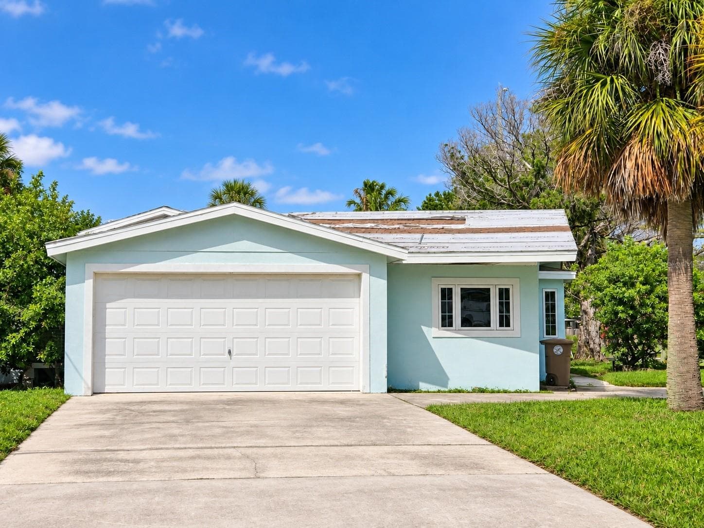 Single Family Residence at 13401 1ST ST E, MADEIRA BEACH, photo 3 of 71
