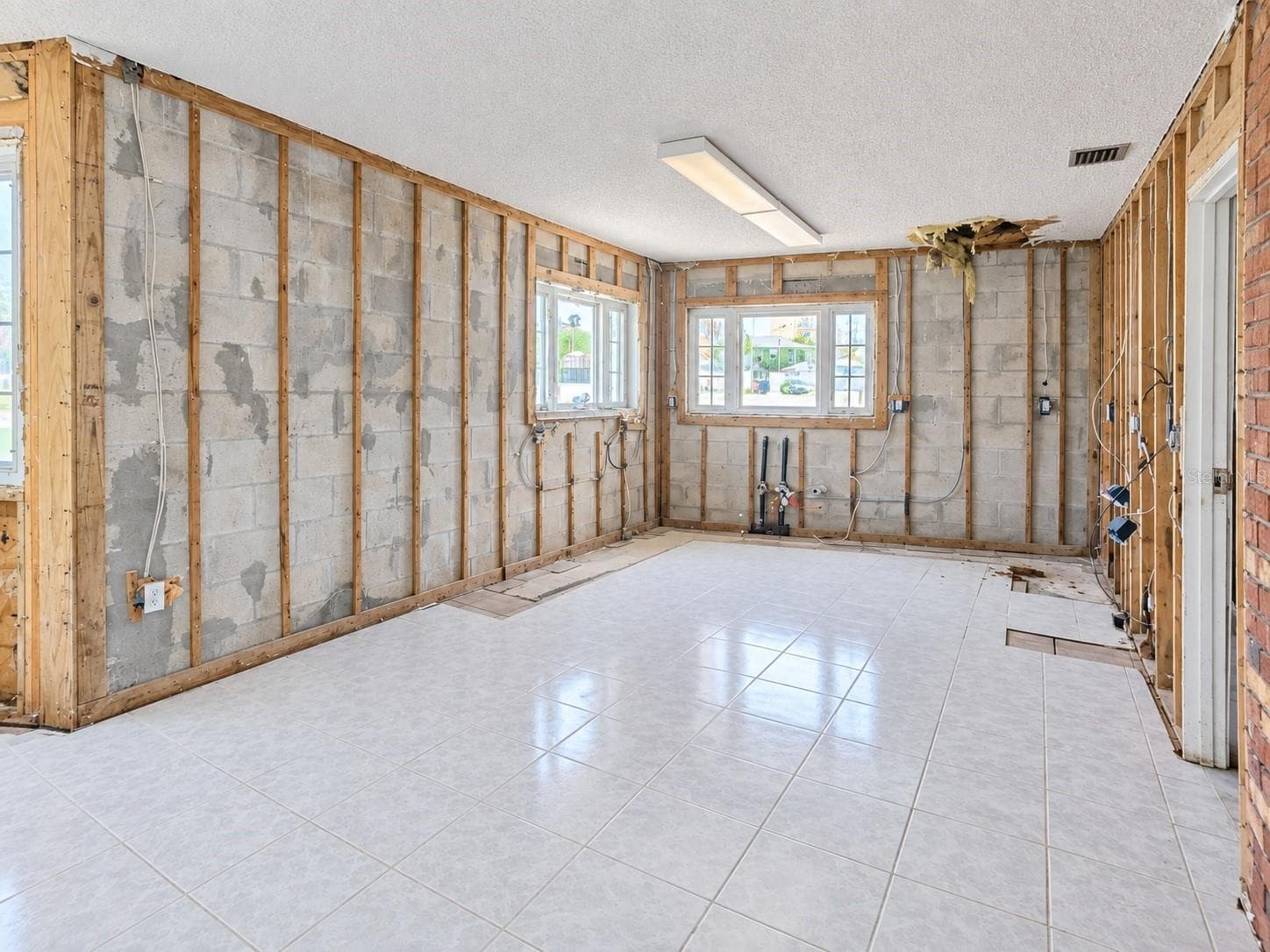 Kitchen - 13401 1ST ST E, MADEIRA BEACH