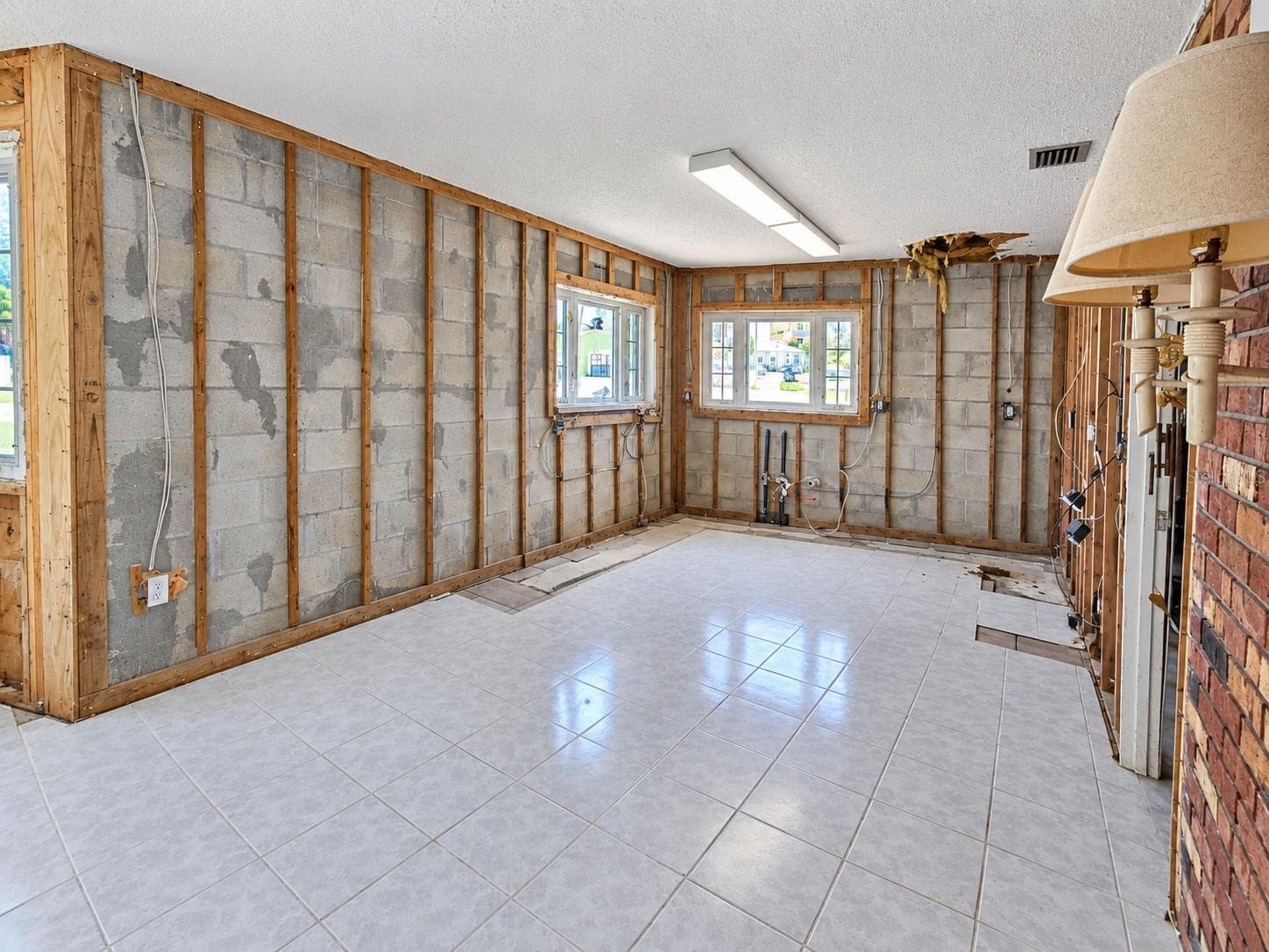Kitchen - 13401 1ST ST E, MADEIRA BEACH