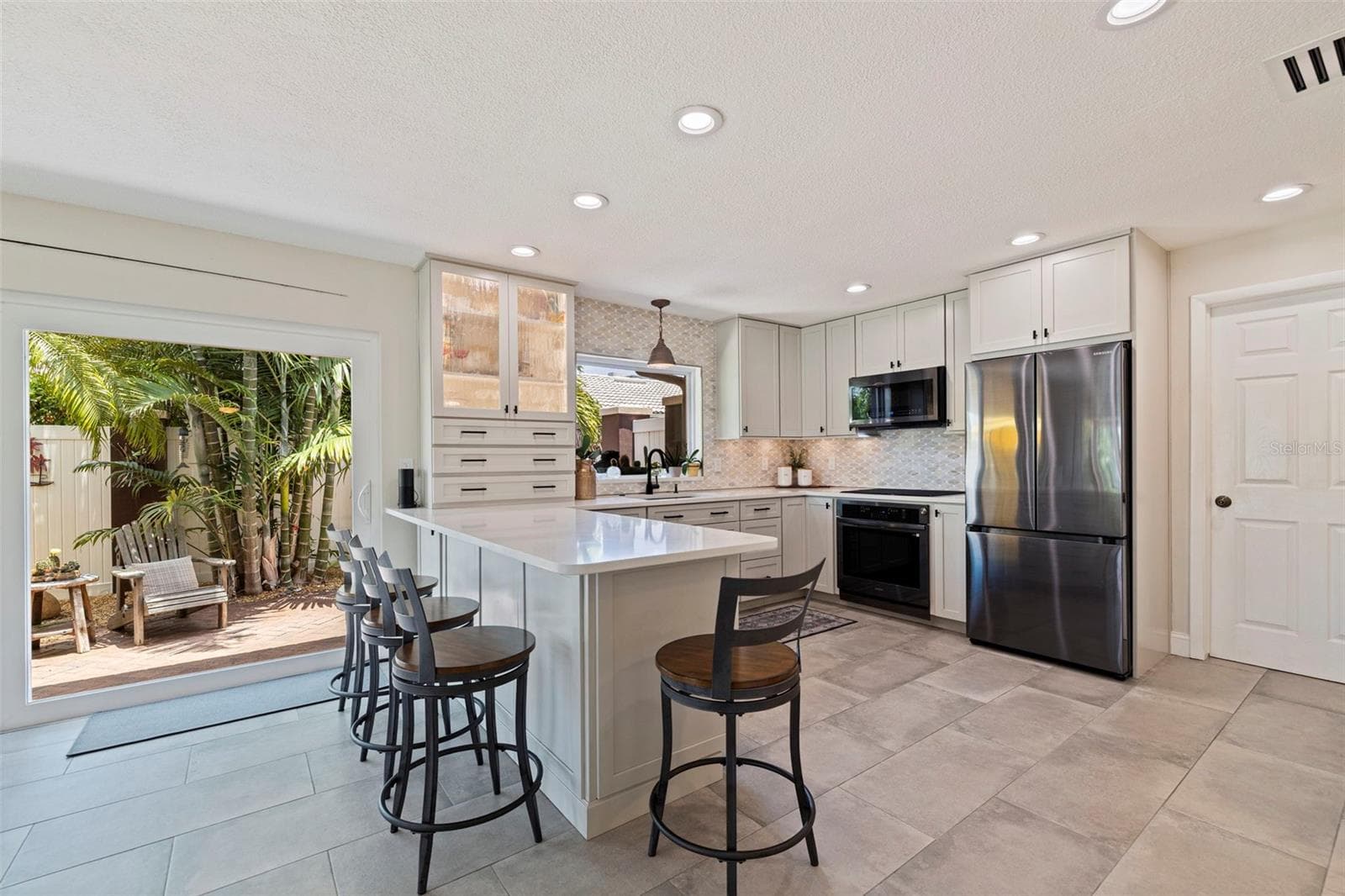 Single Family Residence at 4501 37TH ST S, ST PETERSBURG, photo 12 of 53