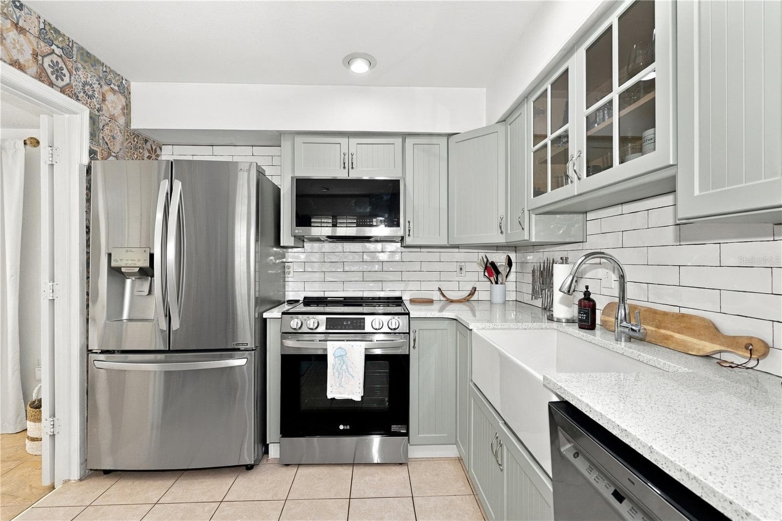 Single Family Residence at 839 FLORIDA AVE, PALM HARBOR, photo 15 of 93