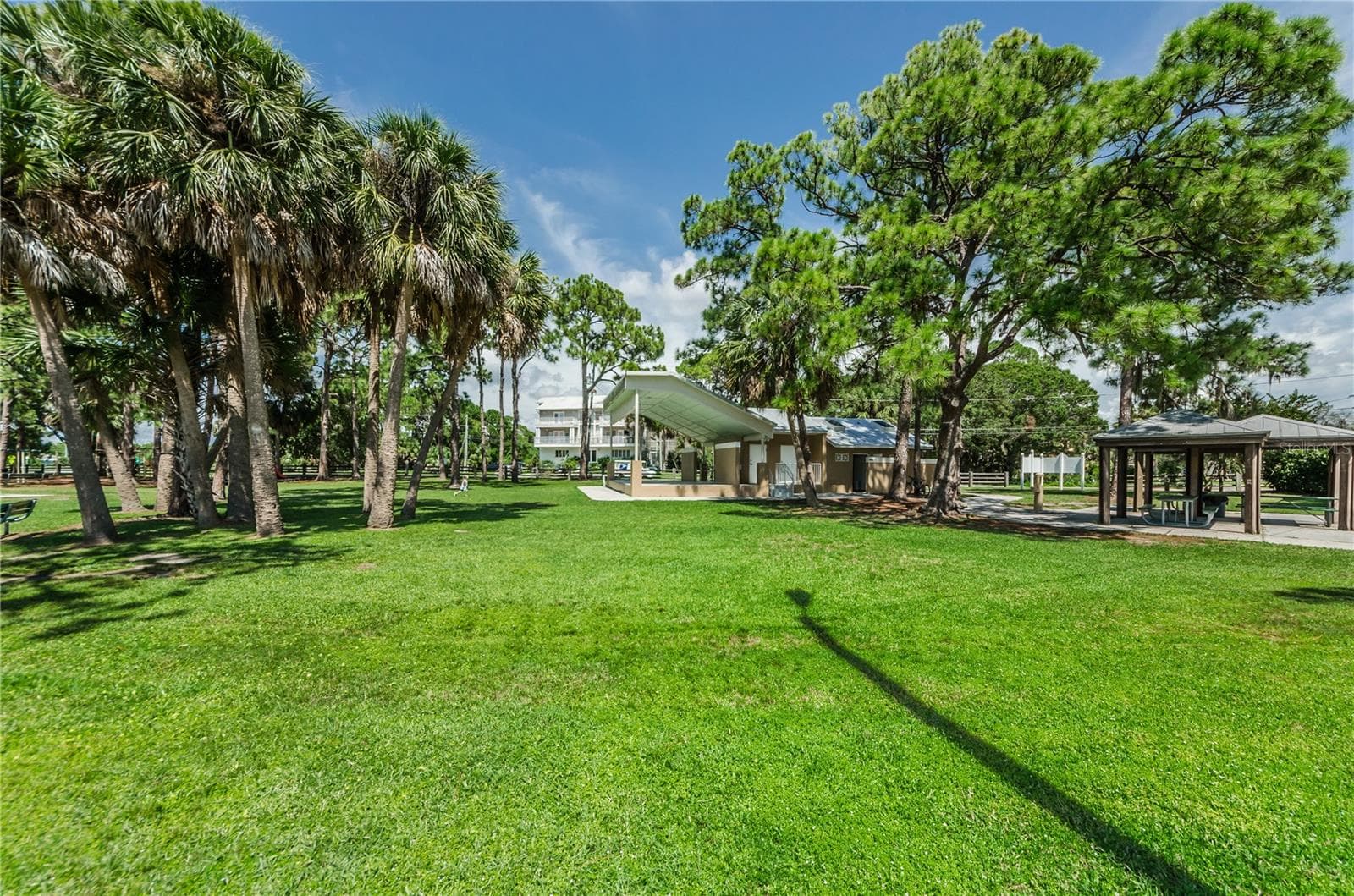 Single Family Residence at 839 FLORIDA AVE, PALM HARBOR, photo 64 of 93