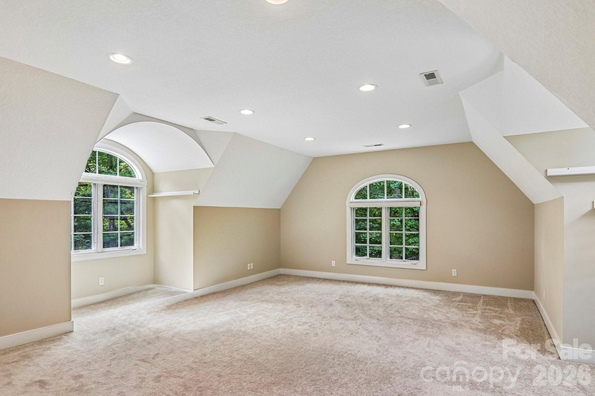 Bonus room above the garage - 361 Mills River Way, Horse Shoe