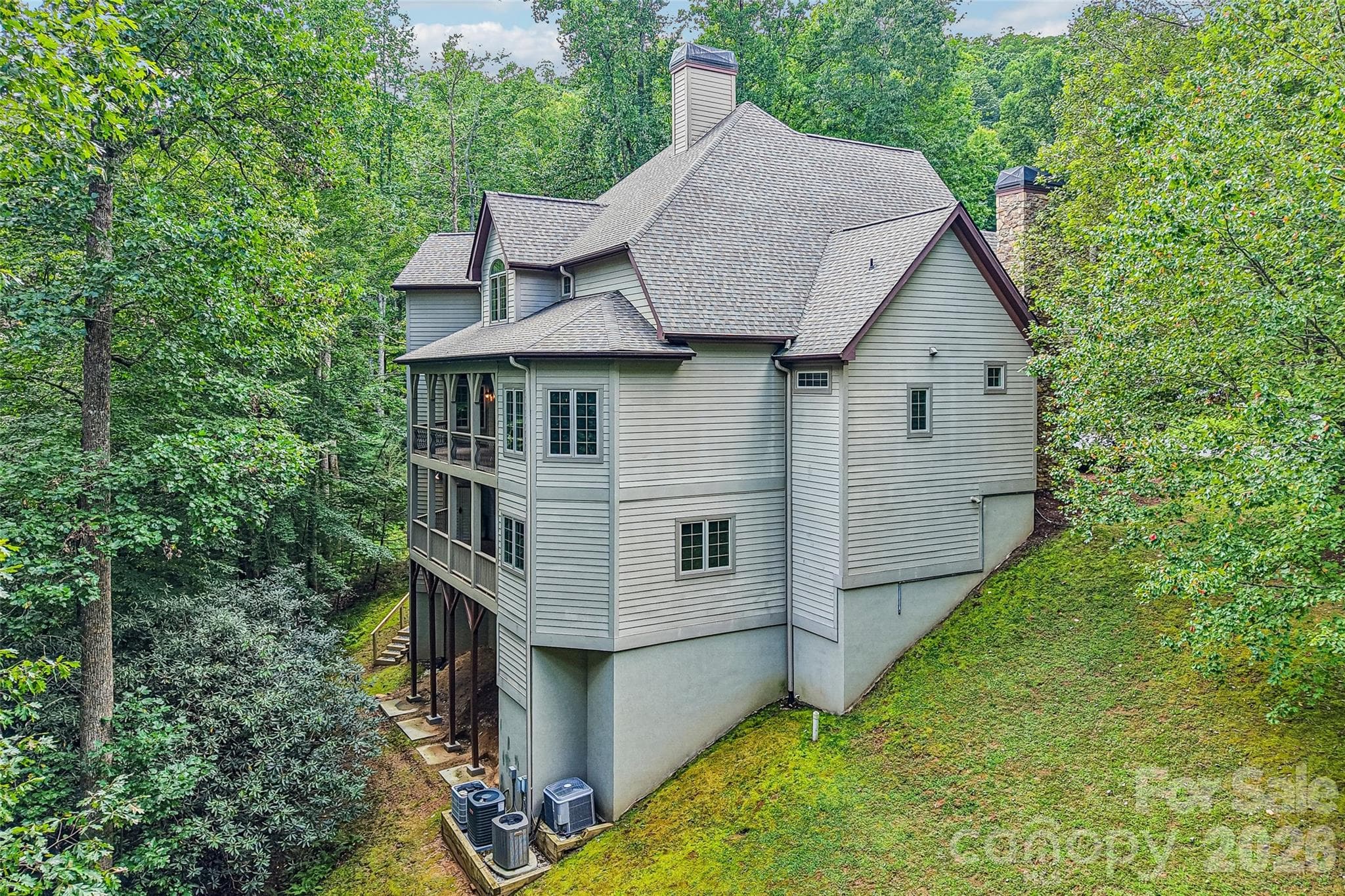 Side angle view of the back - 361 Mills River Way, Horse Shoe