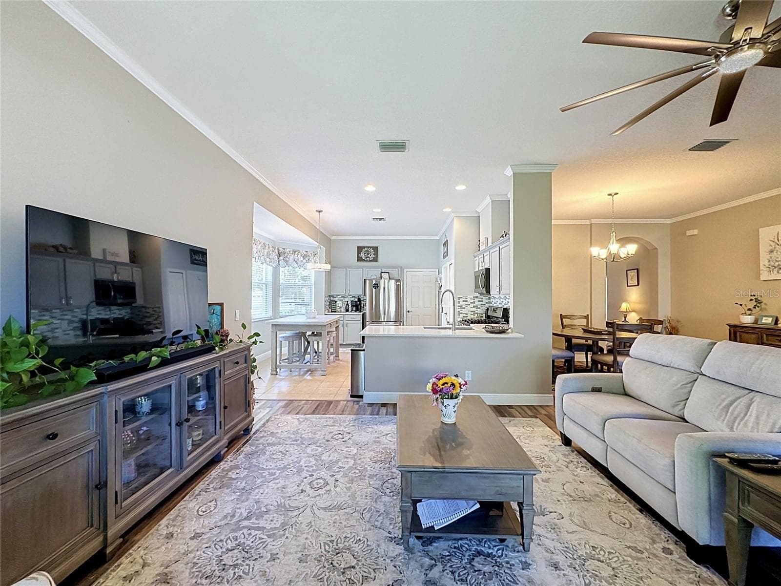 Single Family Residence at 189 BALMY COAST RD, GROVELAND, photo 8 of 69