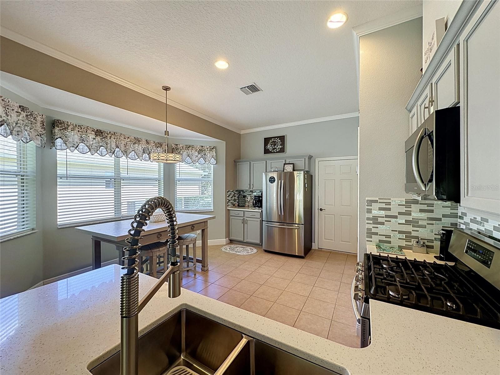 Single Family Residence at 189 BALMY COAST RD, GROVELAND, photo 12 of 69