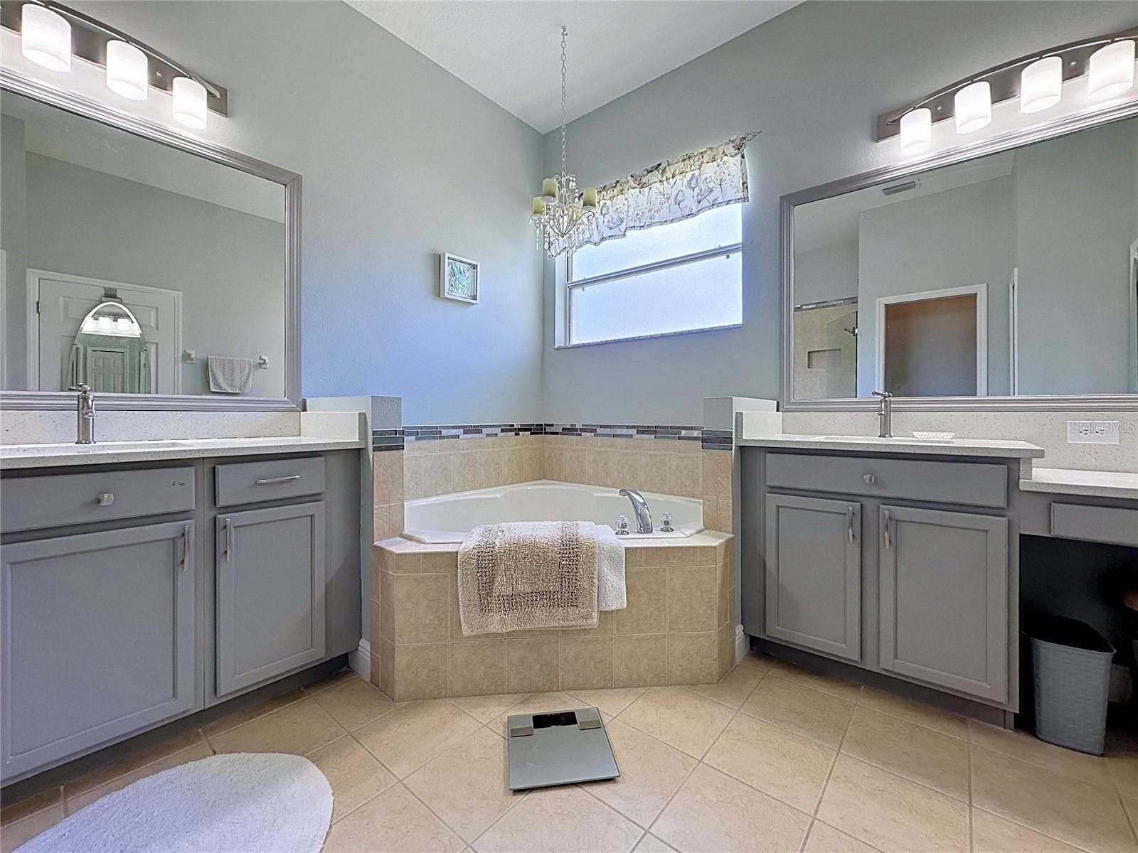 Single Family Residence at 189 BALMY COAST RD, GROVELAND, photo 22 of 69