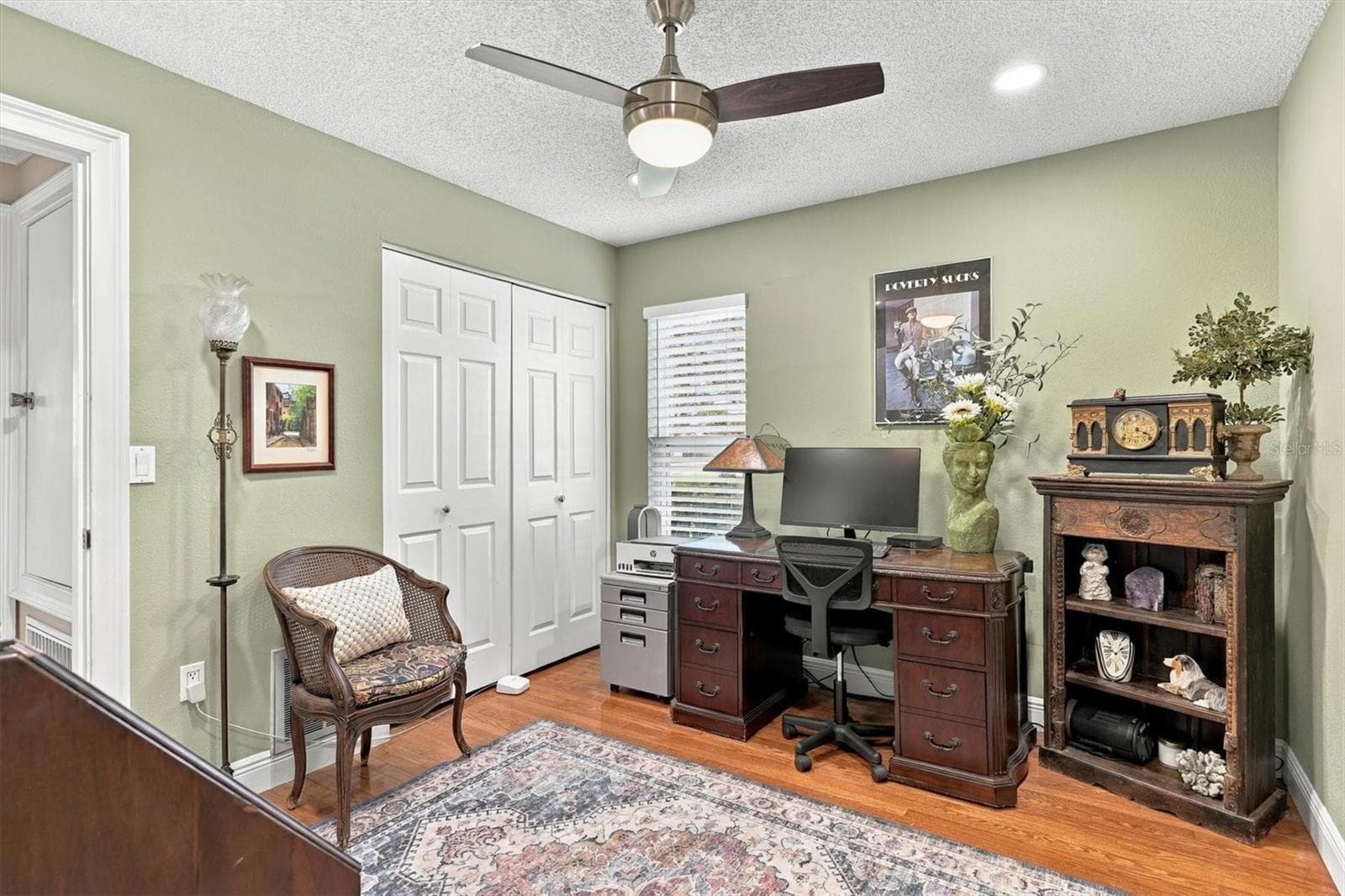 Bedroom 4 connected to primary bed room by a door - 3828 EASTON ST, SARASOTA