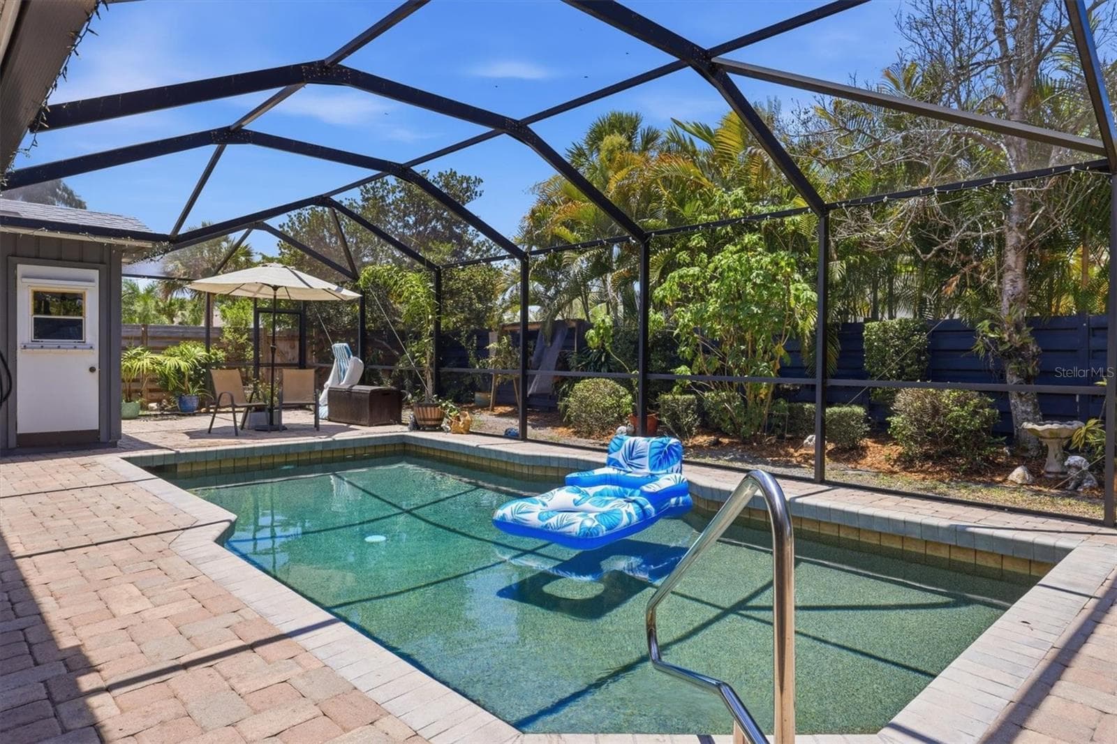 Single Family Residence at 3828 EASTON ST, SARASOTA, photo 30 of 35