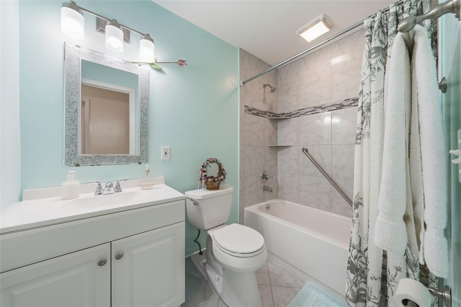 Single Family Residence at 7217 GRACE RD, ORLANDO, photo 14 of 25