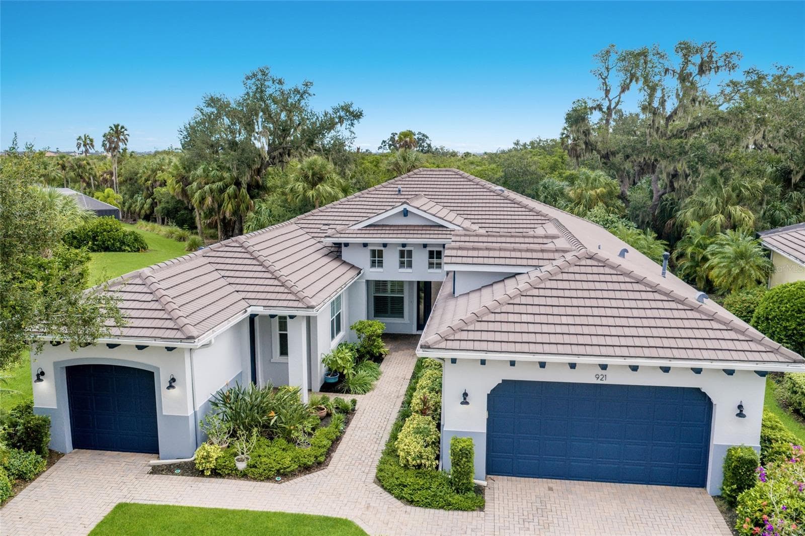 Single Family Residence at 921 RIVERSCAPE ST, BRADENTON, photo 38 of 89