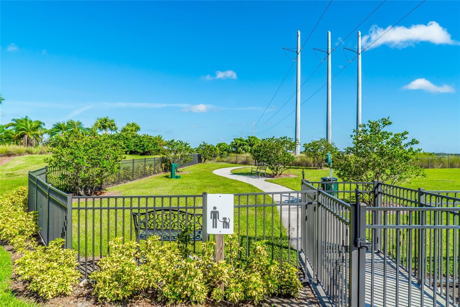 Single Family Residence at 921 RIVERSCAPE ST, BRADENTON, photo 59 of 89