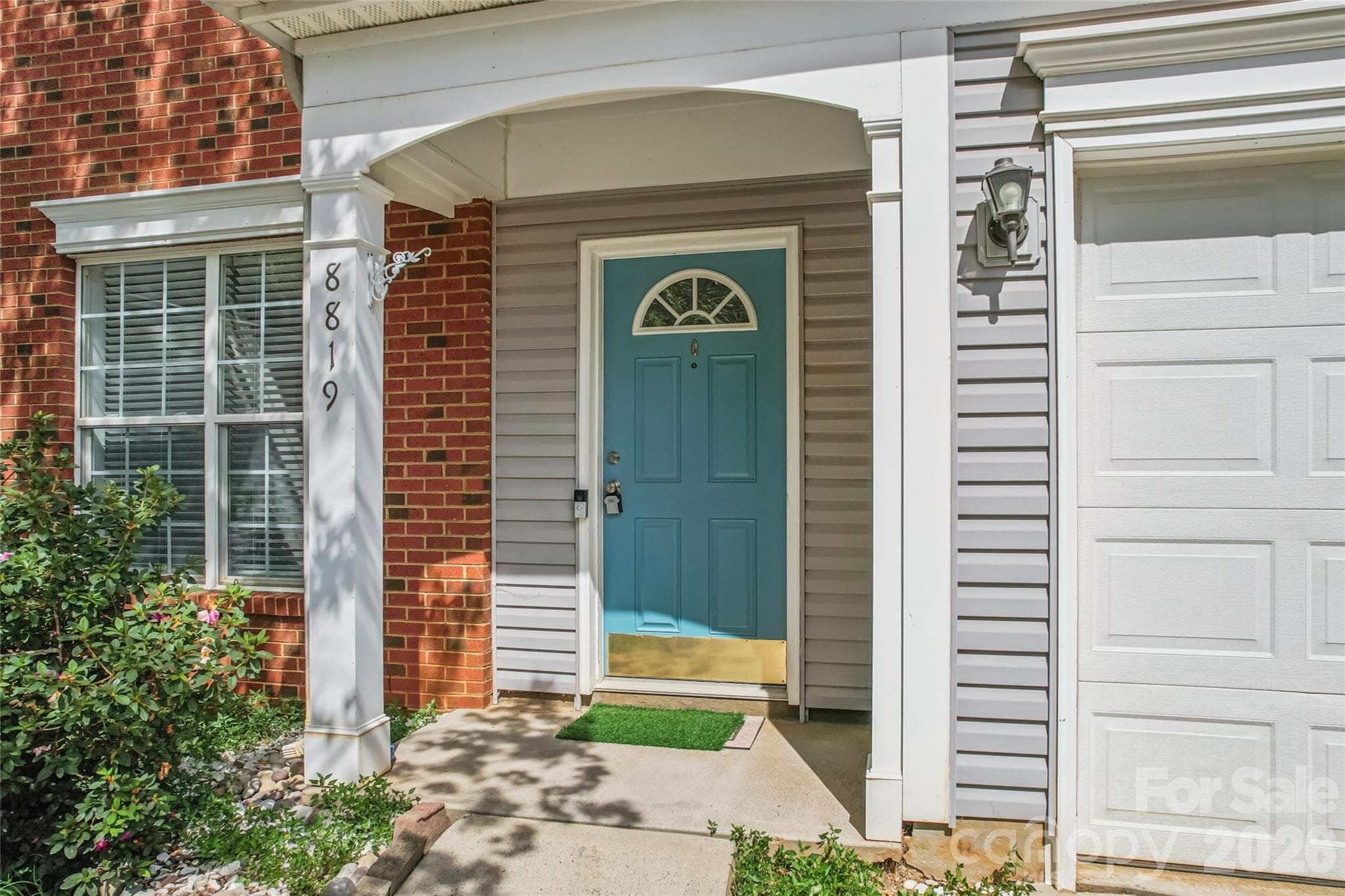 Townhouse at 8819 Ormeau Drive, Charlotte, photo 4 of 45