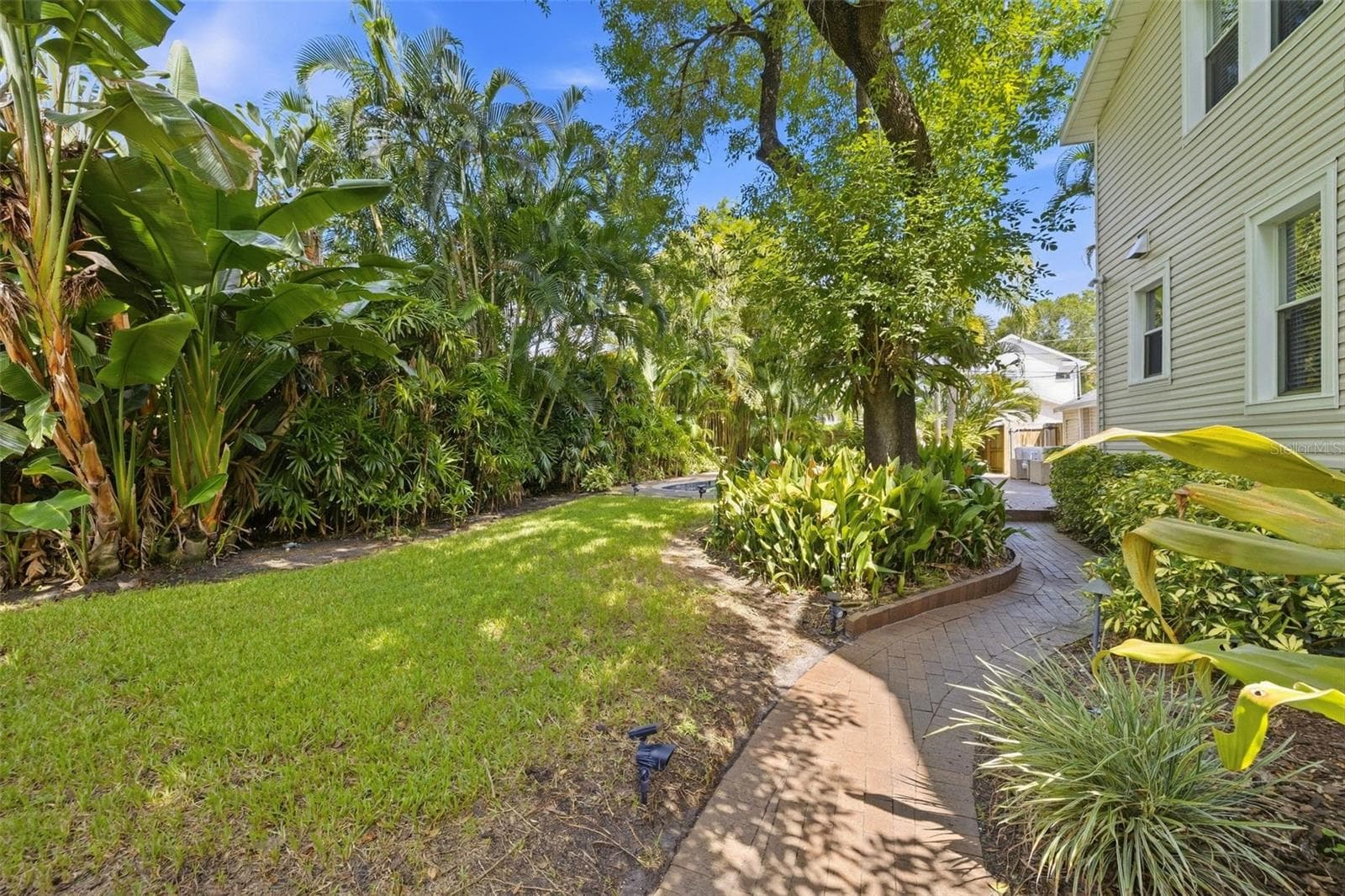 Single Family Residence at 841 24TH AVE N, ST PETERSBURG, photo 70 of 89