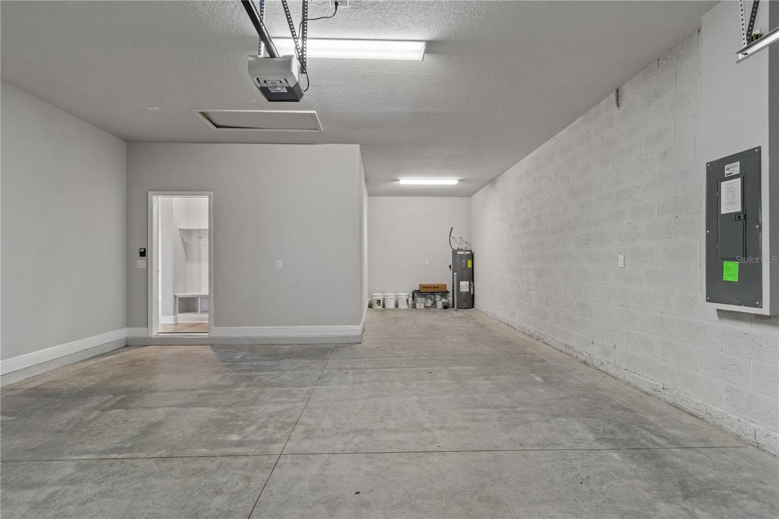 3 Car Garage - Tandem Style - 11920 RICHMOND TRL, PARRISH