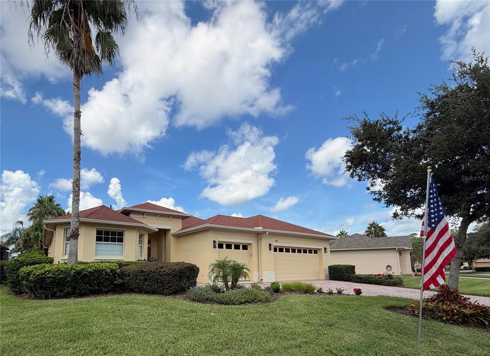 Carnegie: 2.5 Car Garage + Workshop/Craft Room - 157 SORRENTO RD, POINCIANA