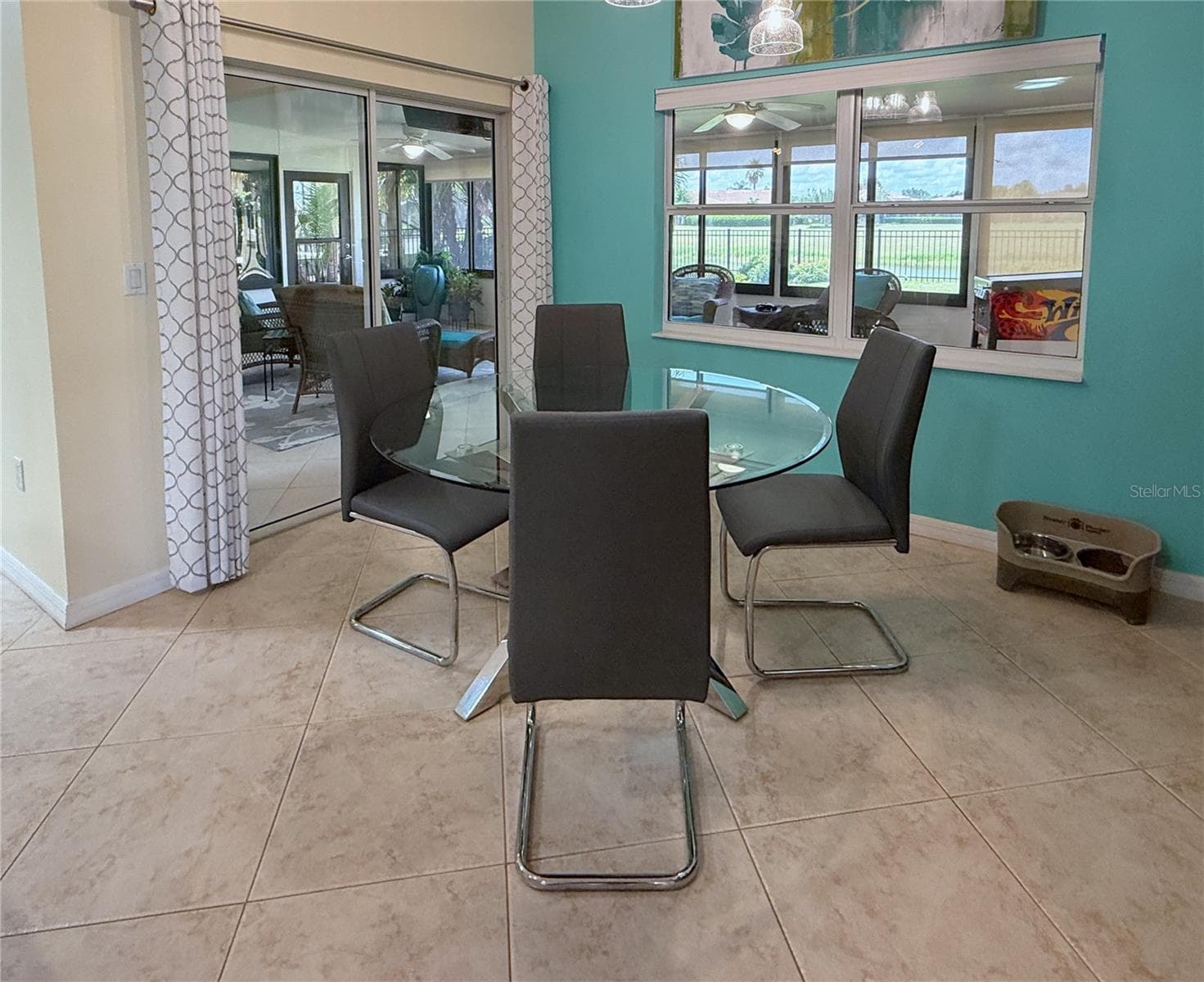 Breakfast Nook - 157 SORRENTO RD, POINCIANA