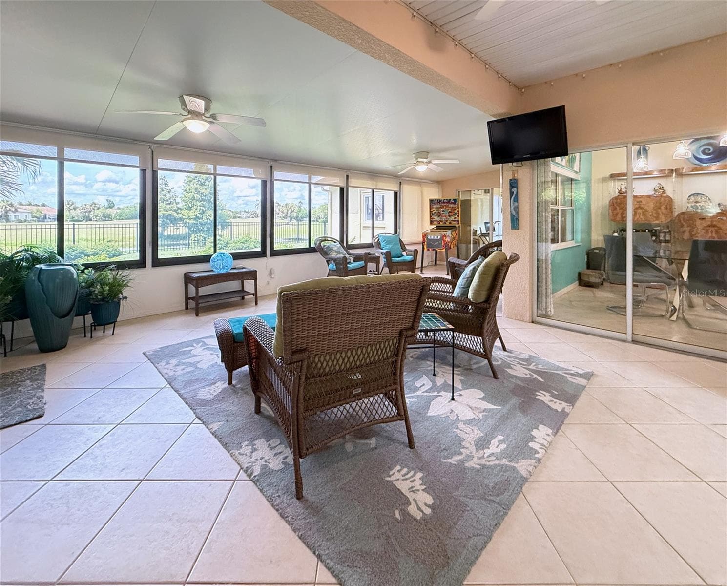 4 Seasons Room: Tile on Diagonal - 157 SORRENTO RD, POINCIANA