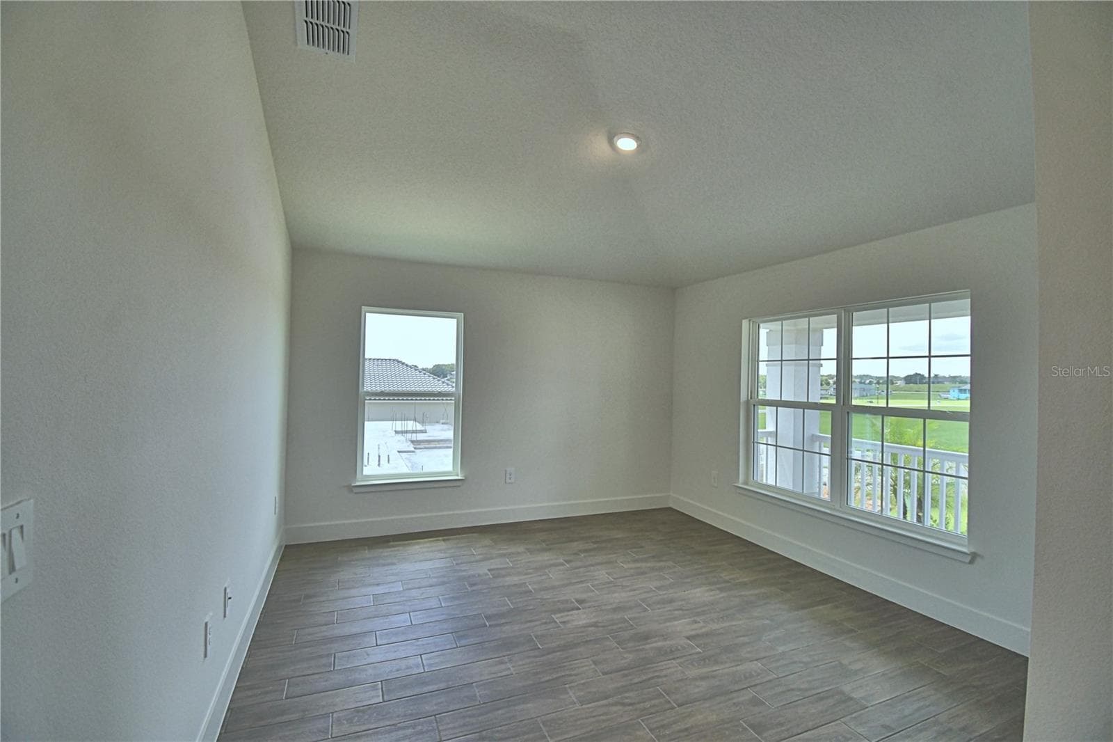 Single Family Residence at 5421 WATERSIDE DR, AUBURNDALE, photo 7 of 71