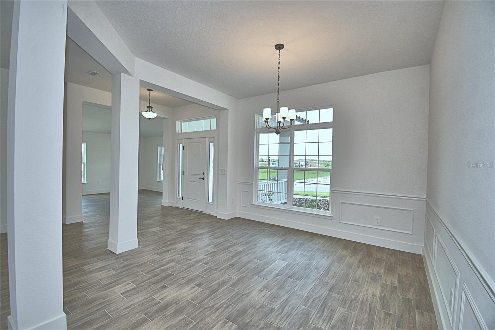 Single Family Residence at 5421 WATERSIDE DR, AUBURNDALE, photo 11 of 71