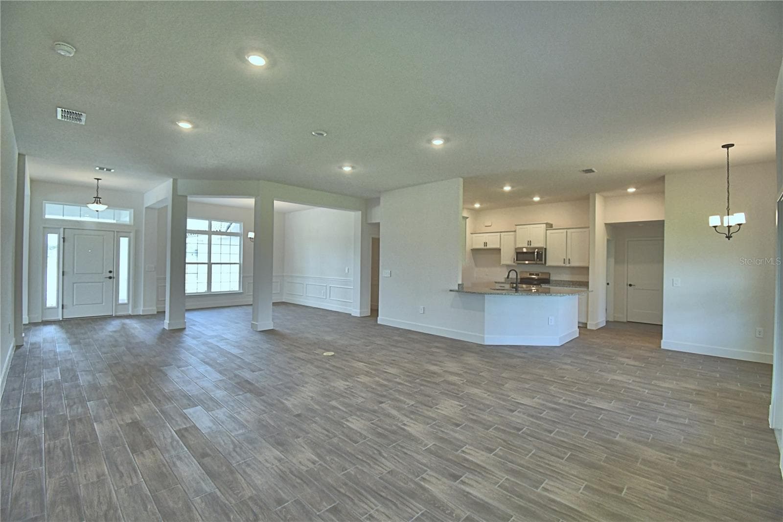 Single Family Residence at 5421 WATERSIDE DR, AUBURNDALE, photo 14 of 71